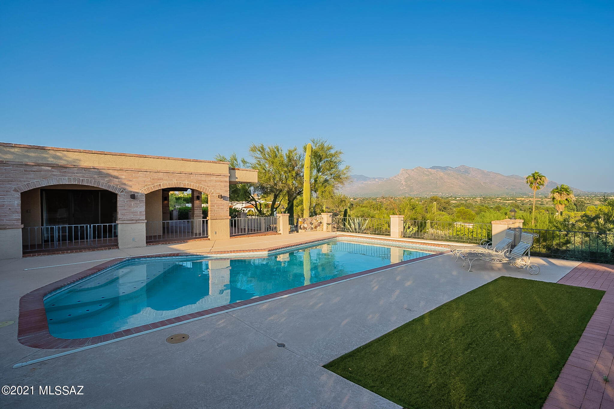 Tucson National Est West - Residential