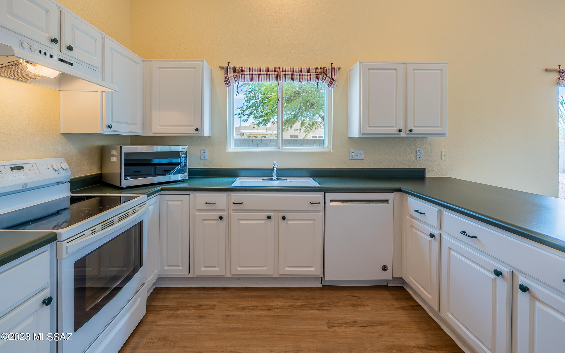 New Tucson Unit NO. 25 - Residential