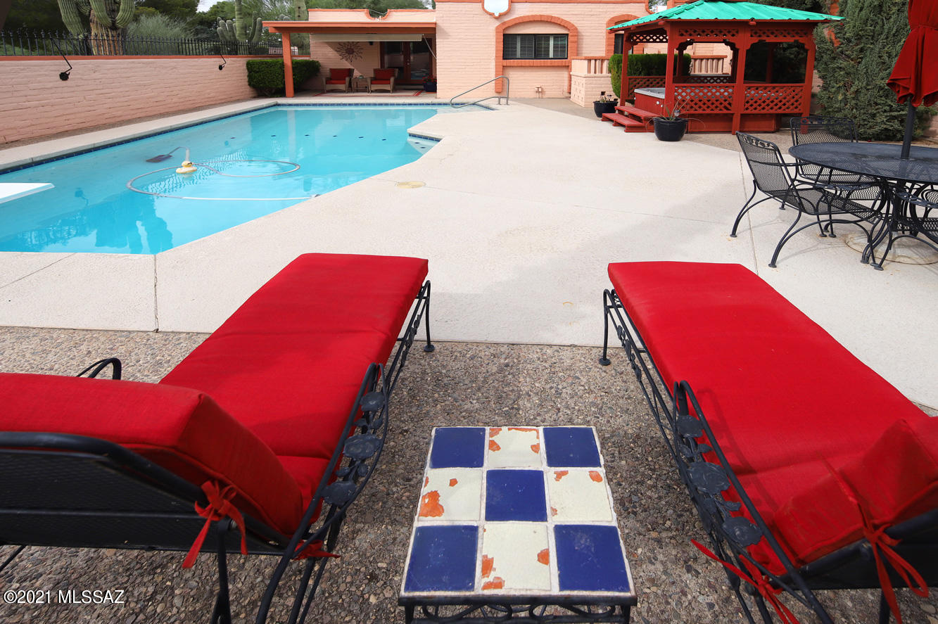 Tucson National Est - Residential