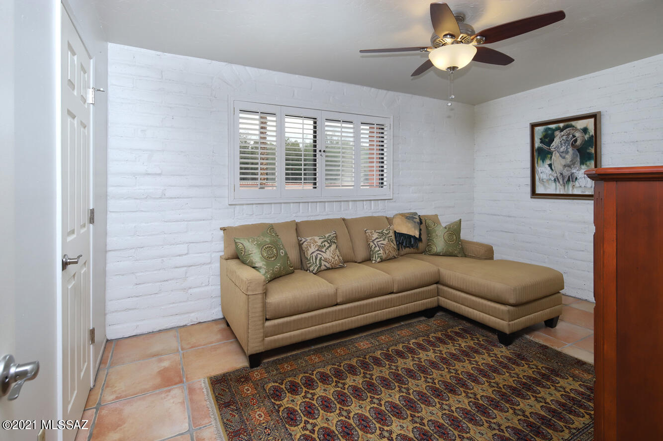 Tucson National Est - Residential
