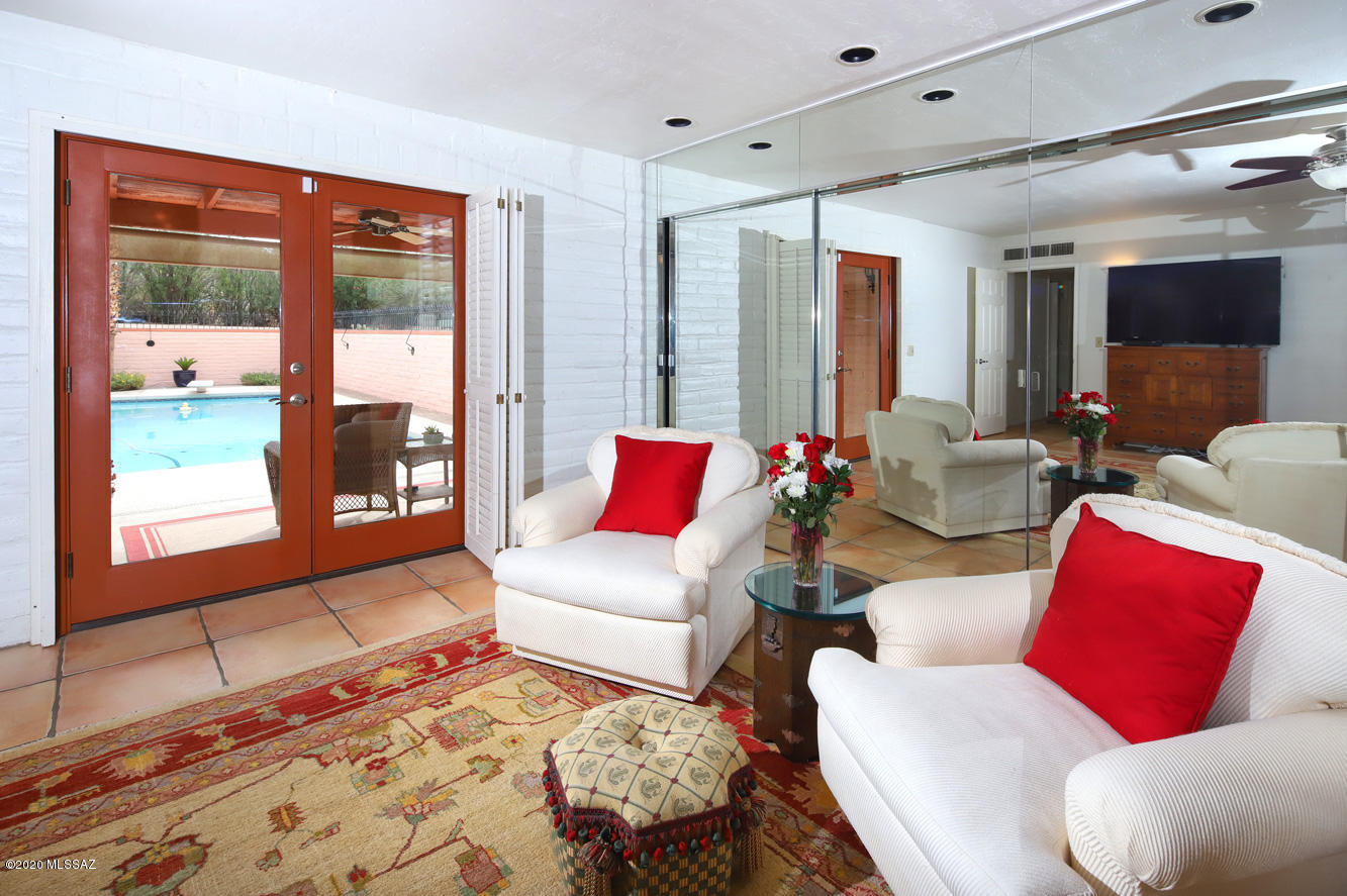 Tucson National Est - Residential