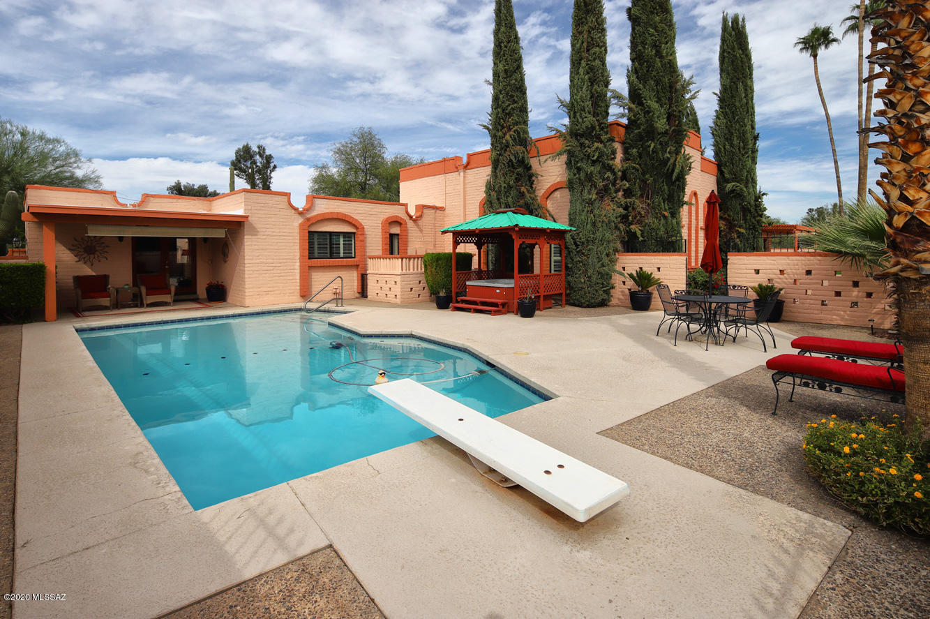 Tucson National Est - Residential