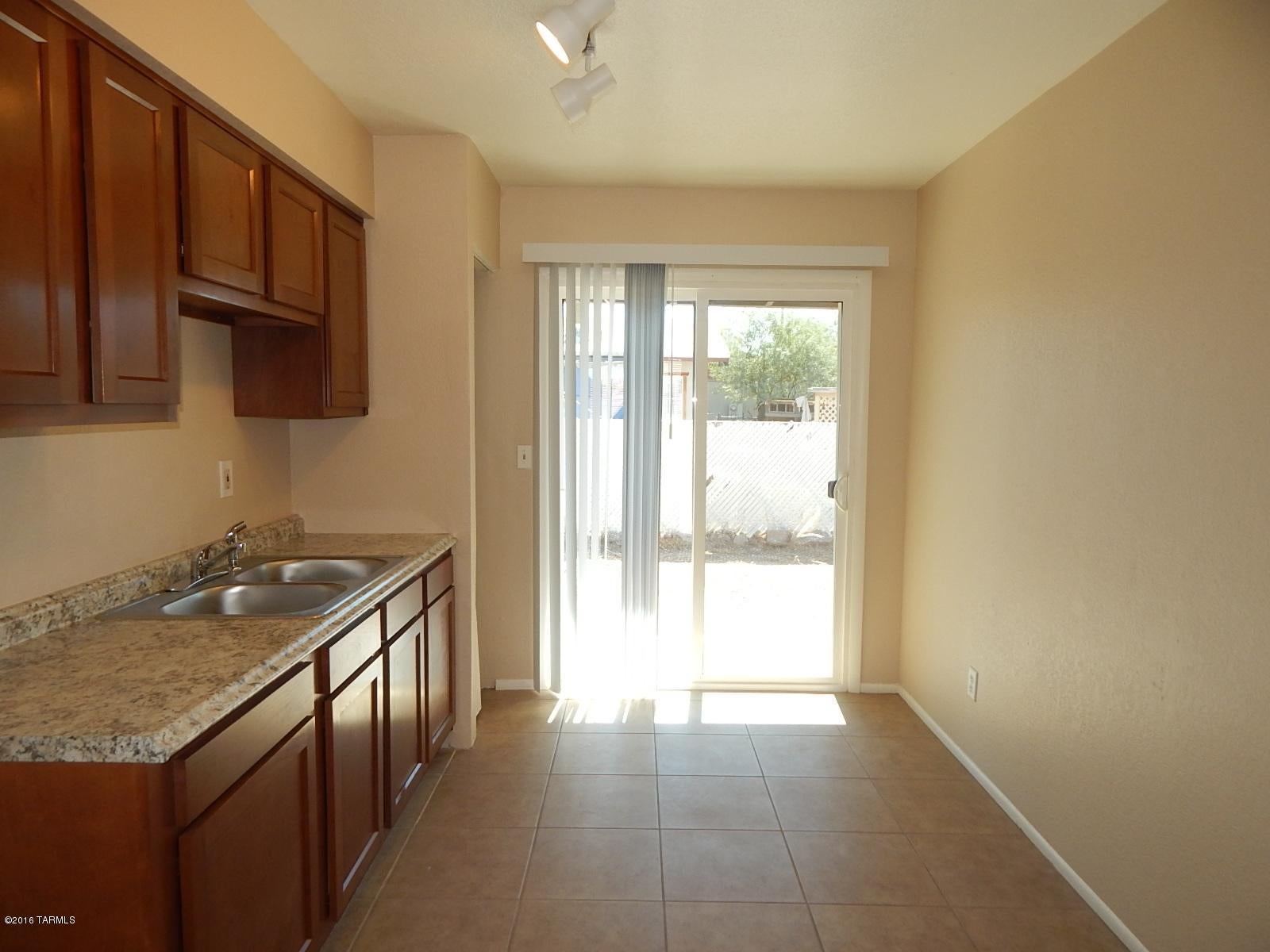 Kenrose Park Addition - Residential Lease