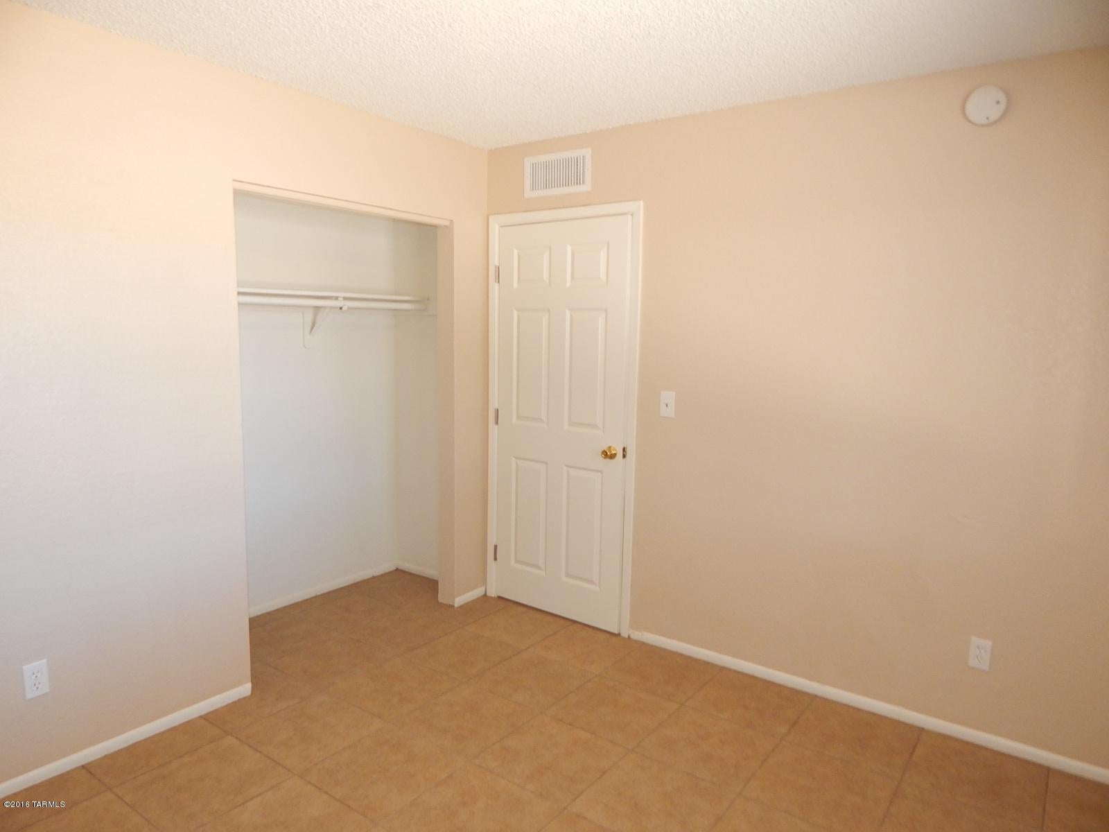 Kenrose Park Addition - Residential Lease