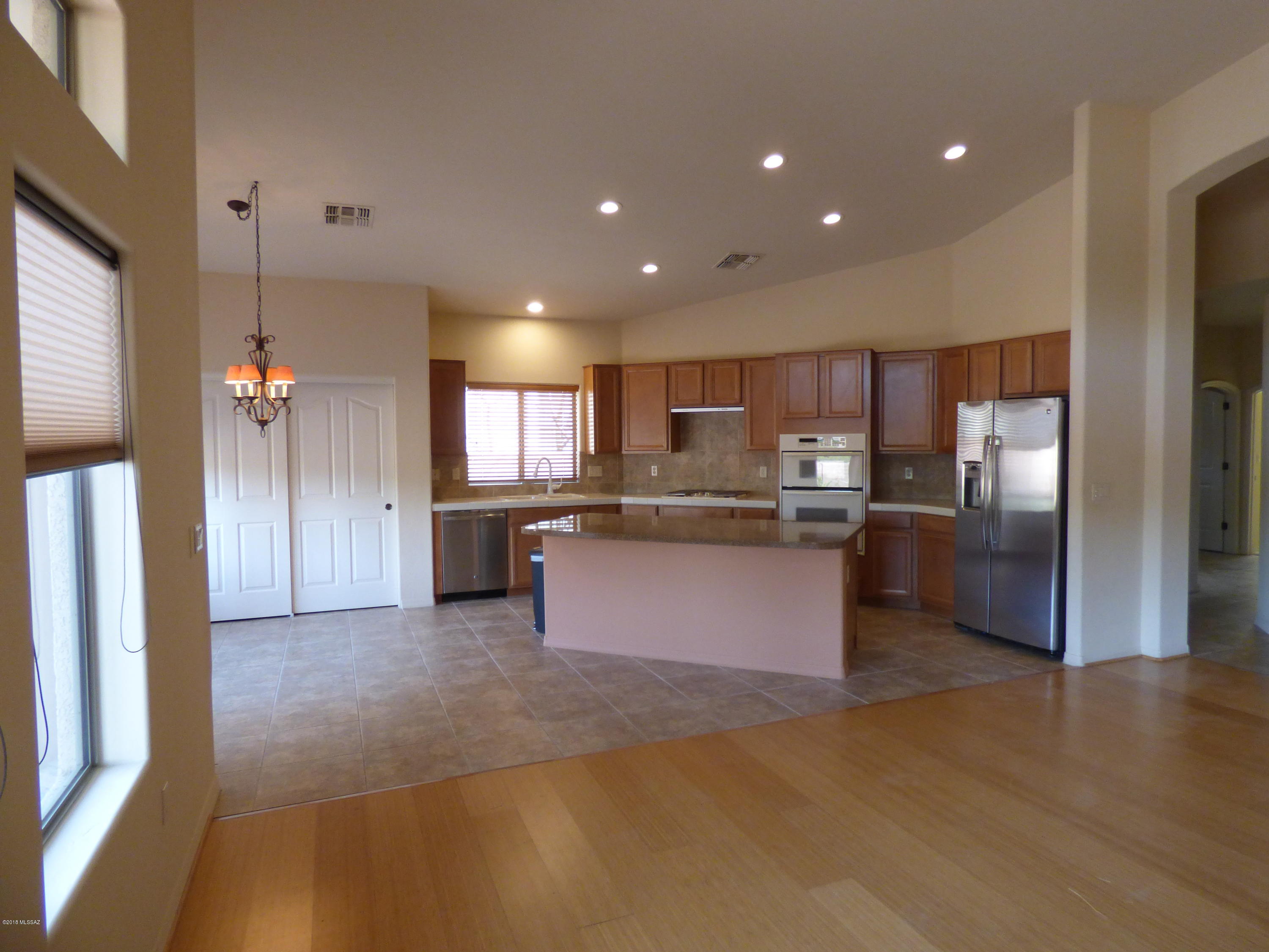 River View Estates (1-101) - Residential Lease