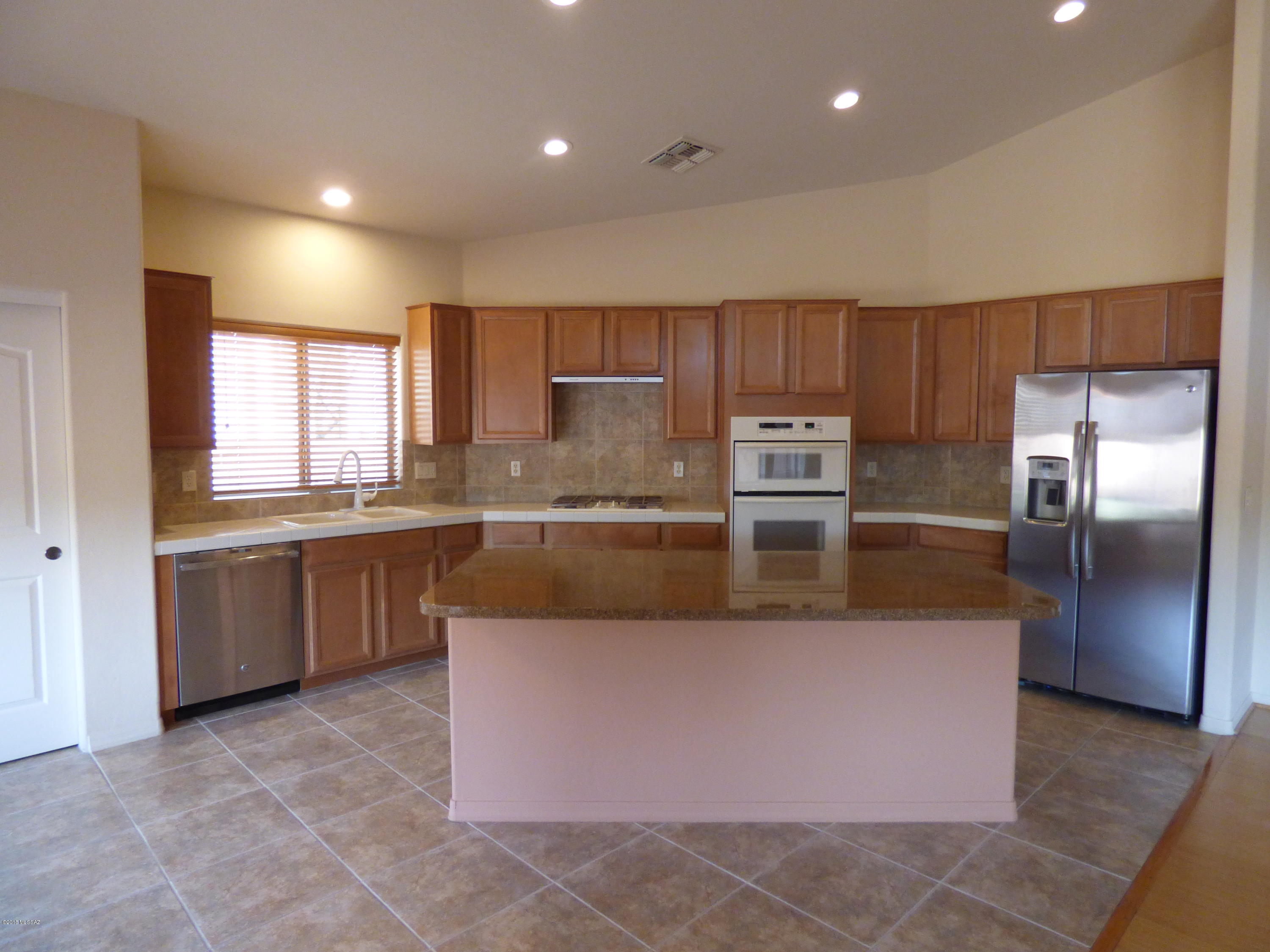 River View Estates (1-101) - Residential Lease