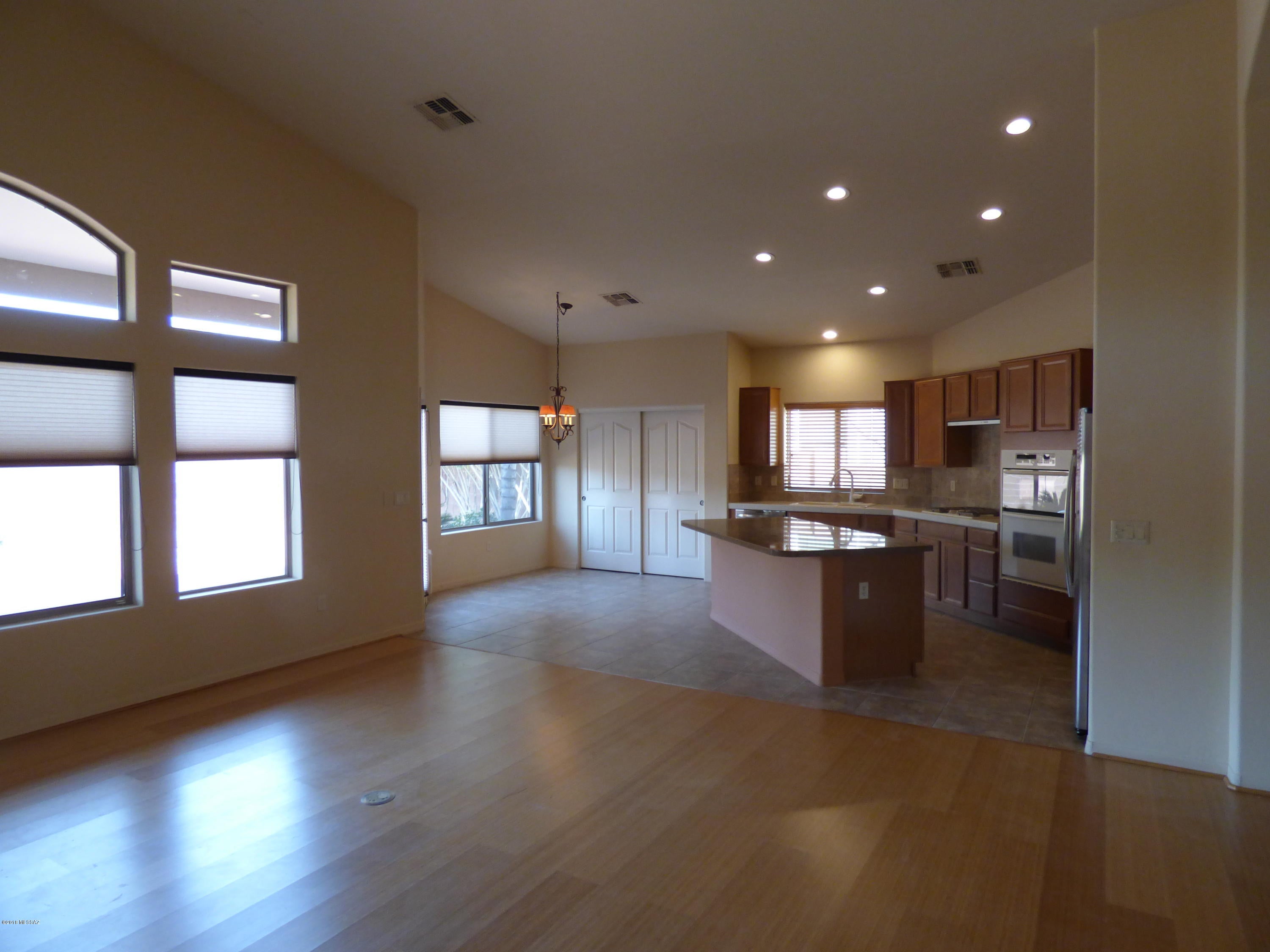 River View Estates (1-101) - Residential Lease