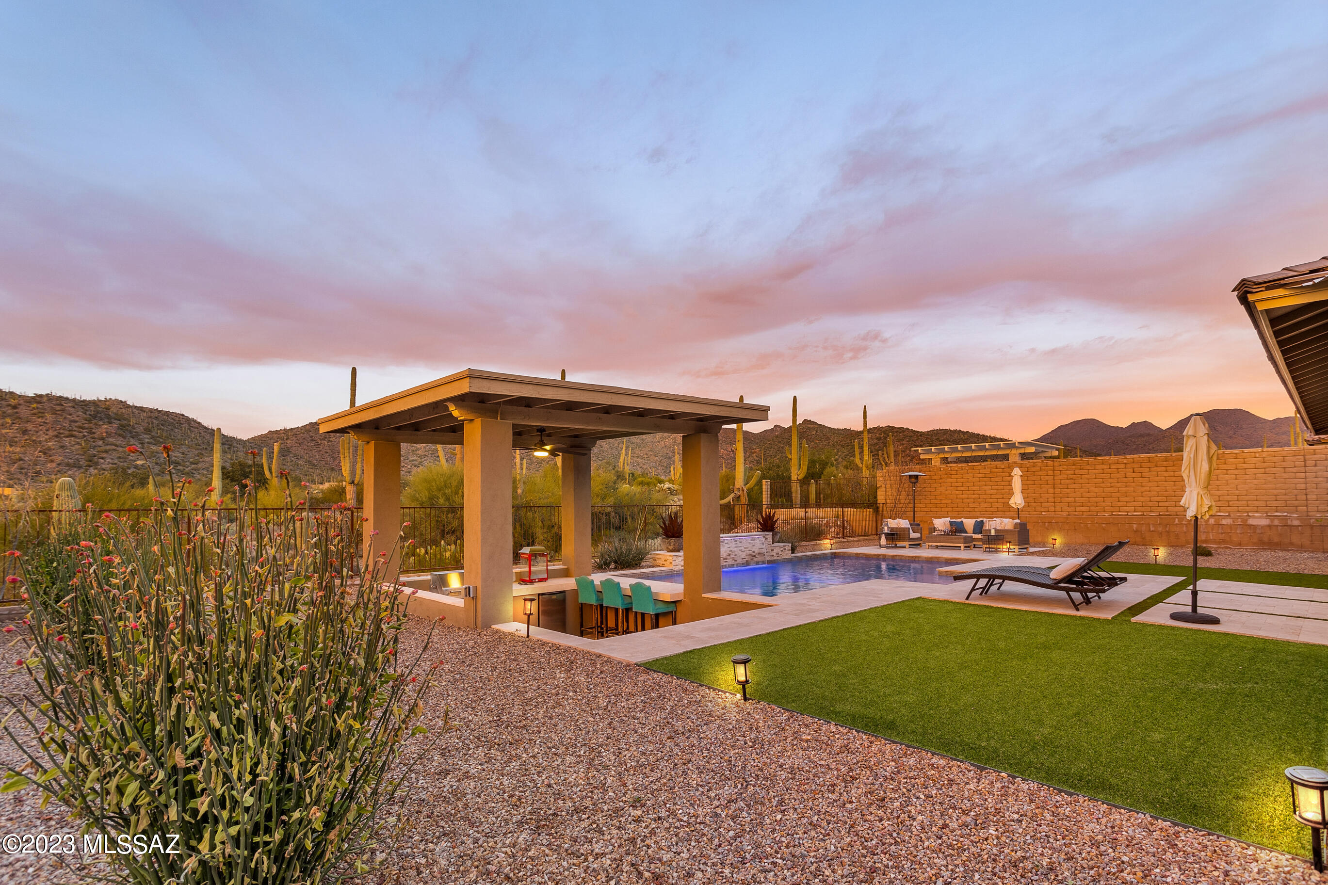 Boulder Bridge Pass II At Dove Mountain SQ20143250154 - Residential