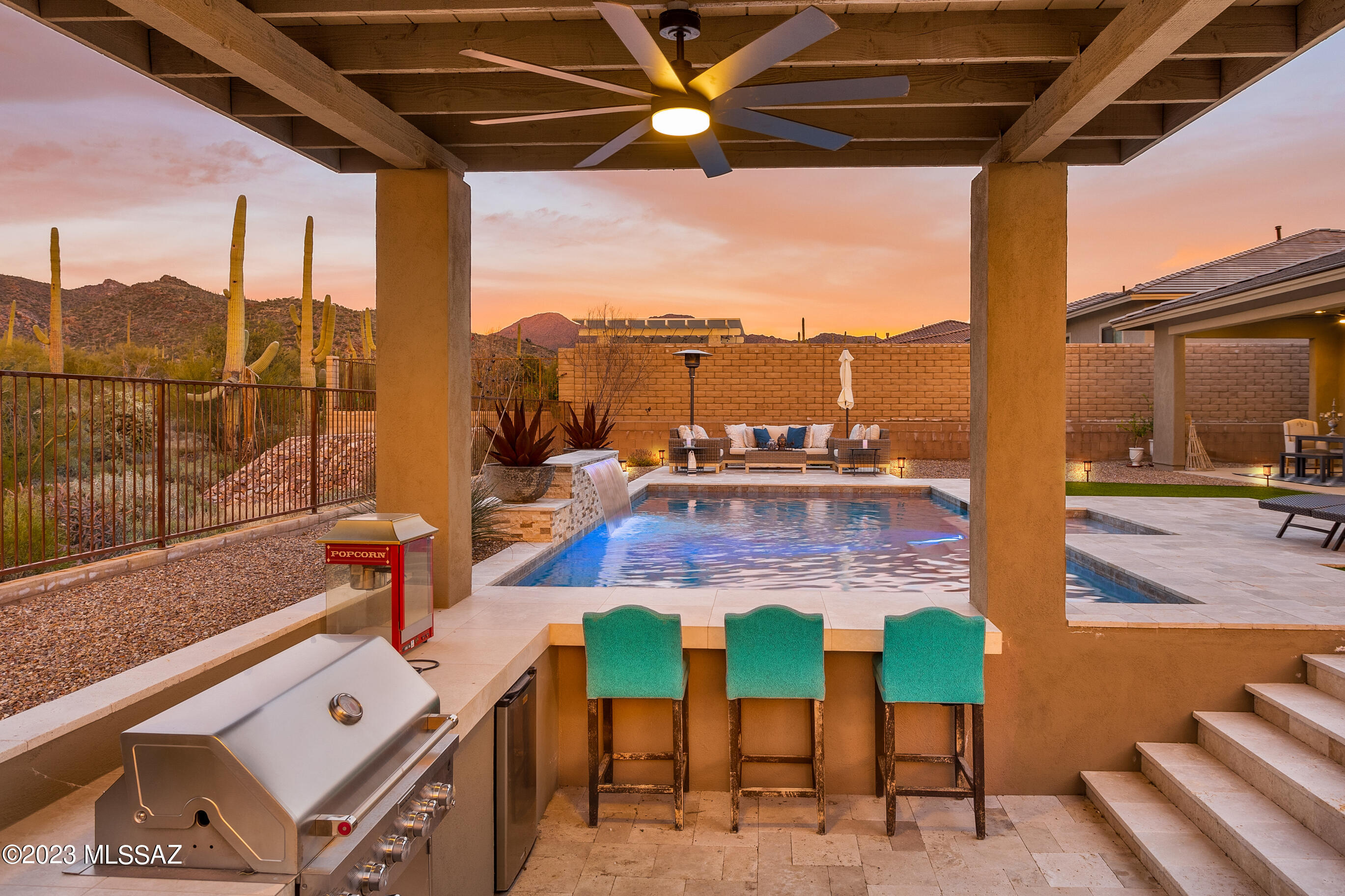 Boulder Bridge Pass II At Dove Mountain SQ20143250154 - Residential