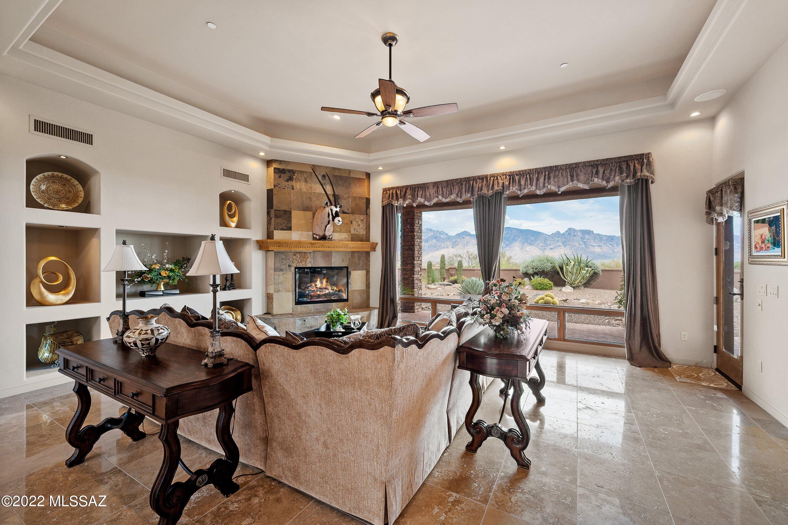 Honey Bee Ridge(The Estates At) - Residential