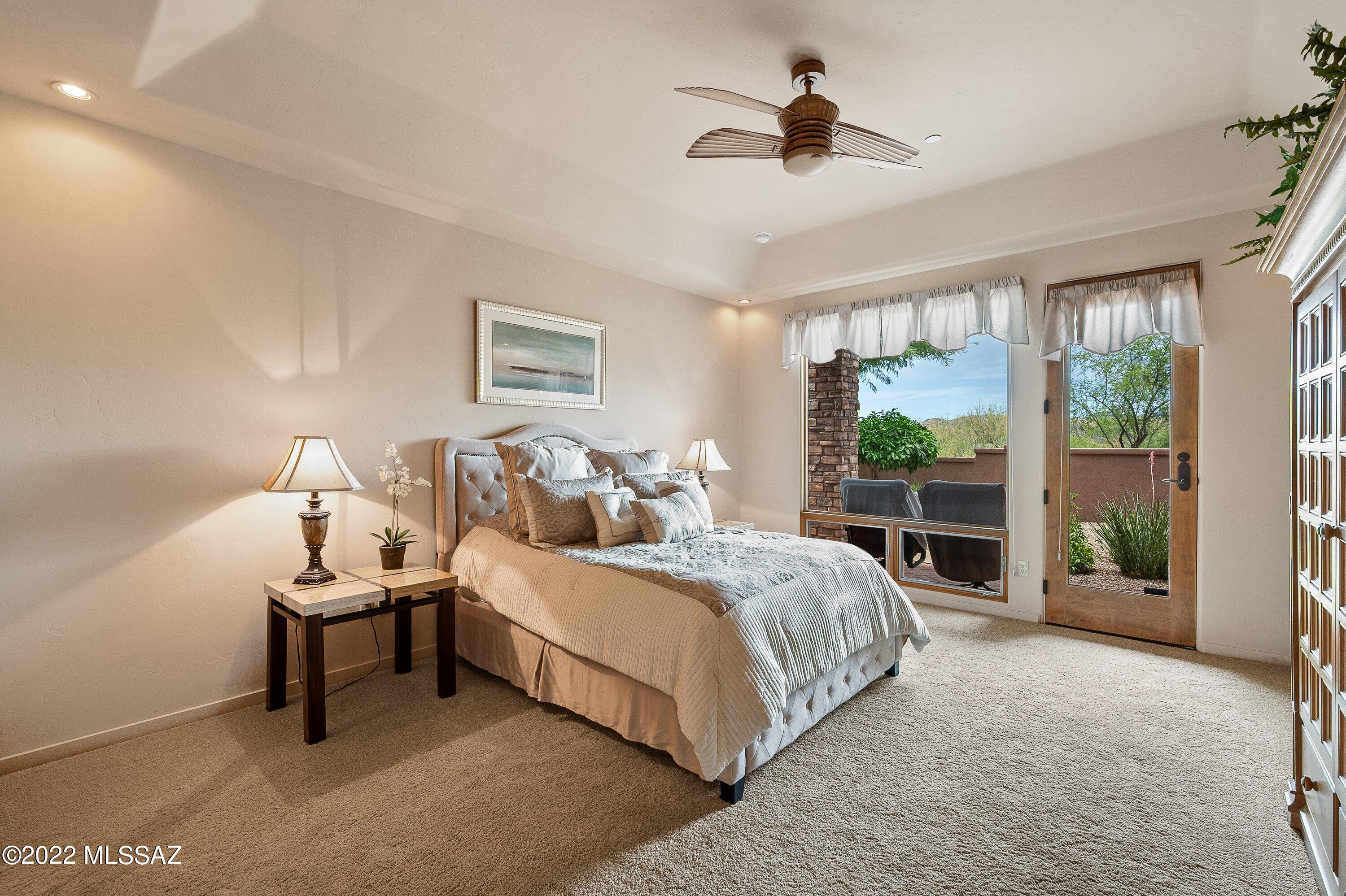Honey Bee Ridge(The Estates At) - Residential