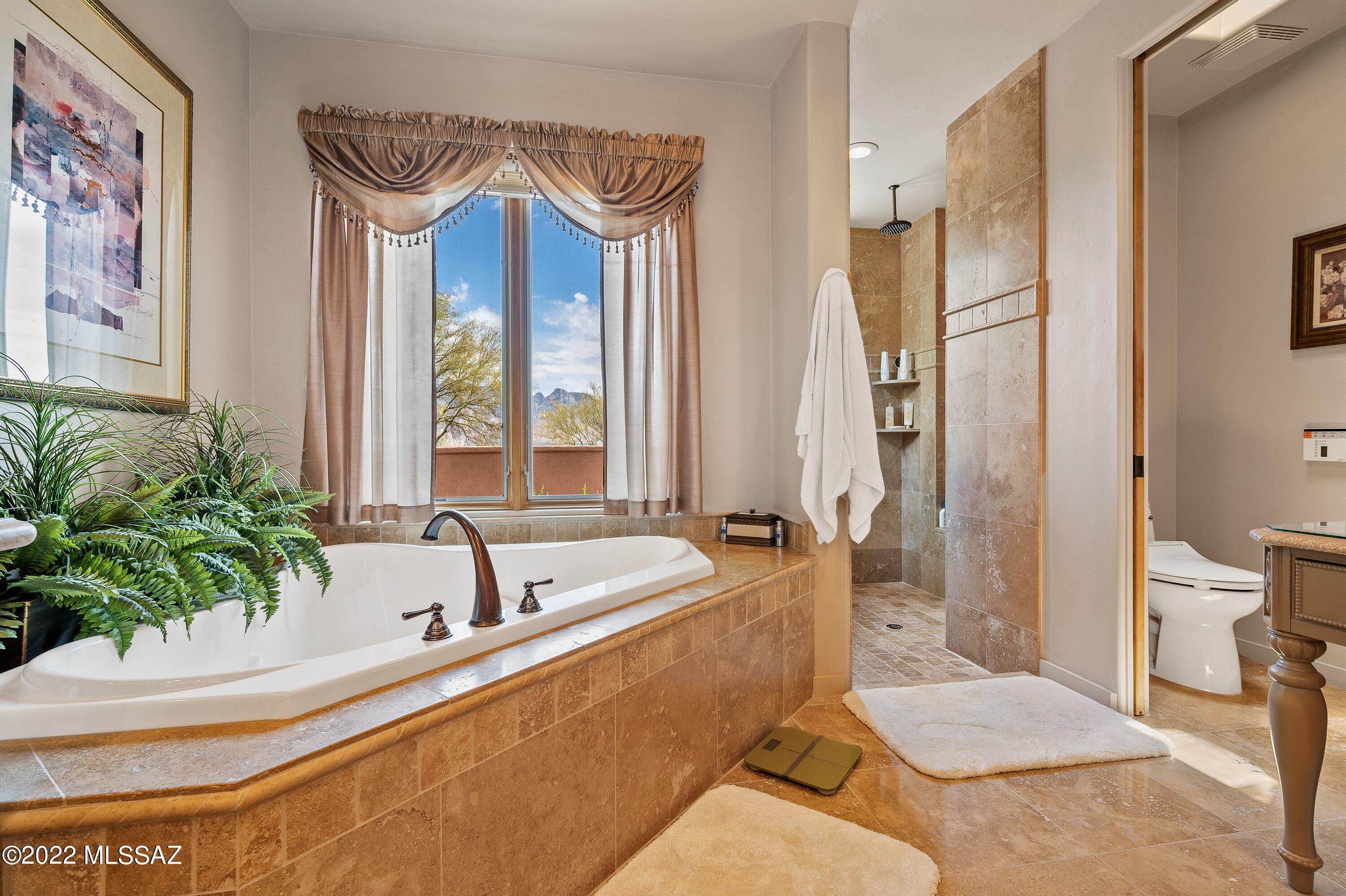 Honey Bee Ridge(The Estates At) - Residential