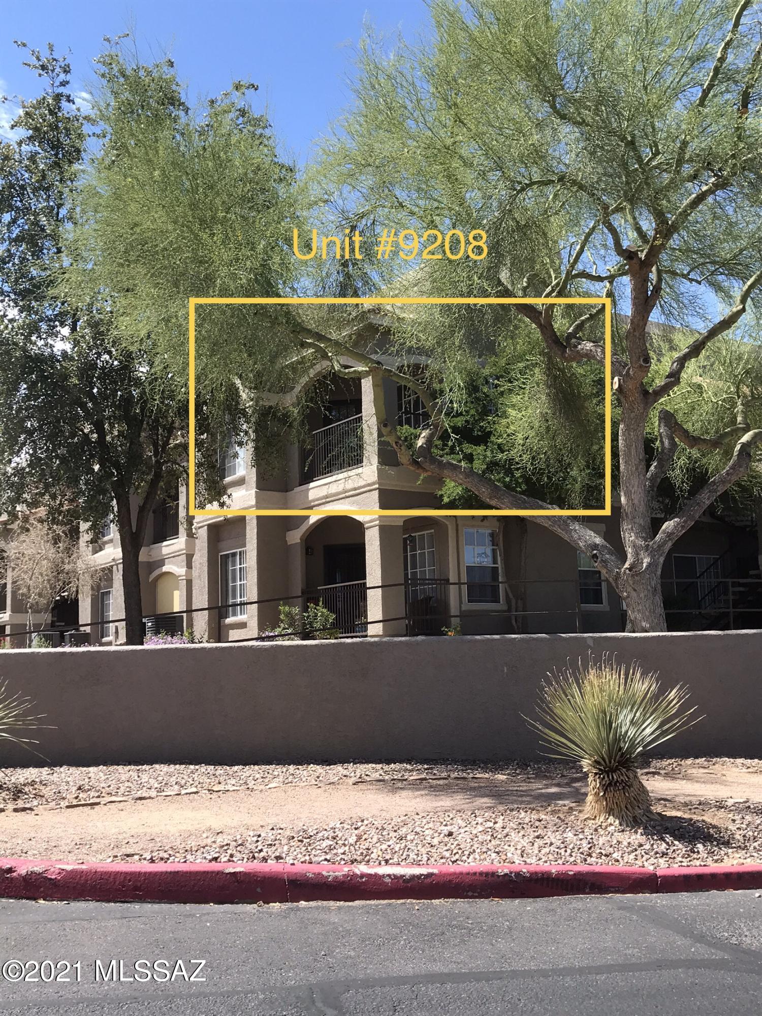 The Boulders at La Reserve Condominiums - Residential