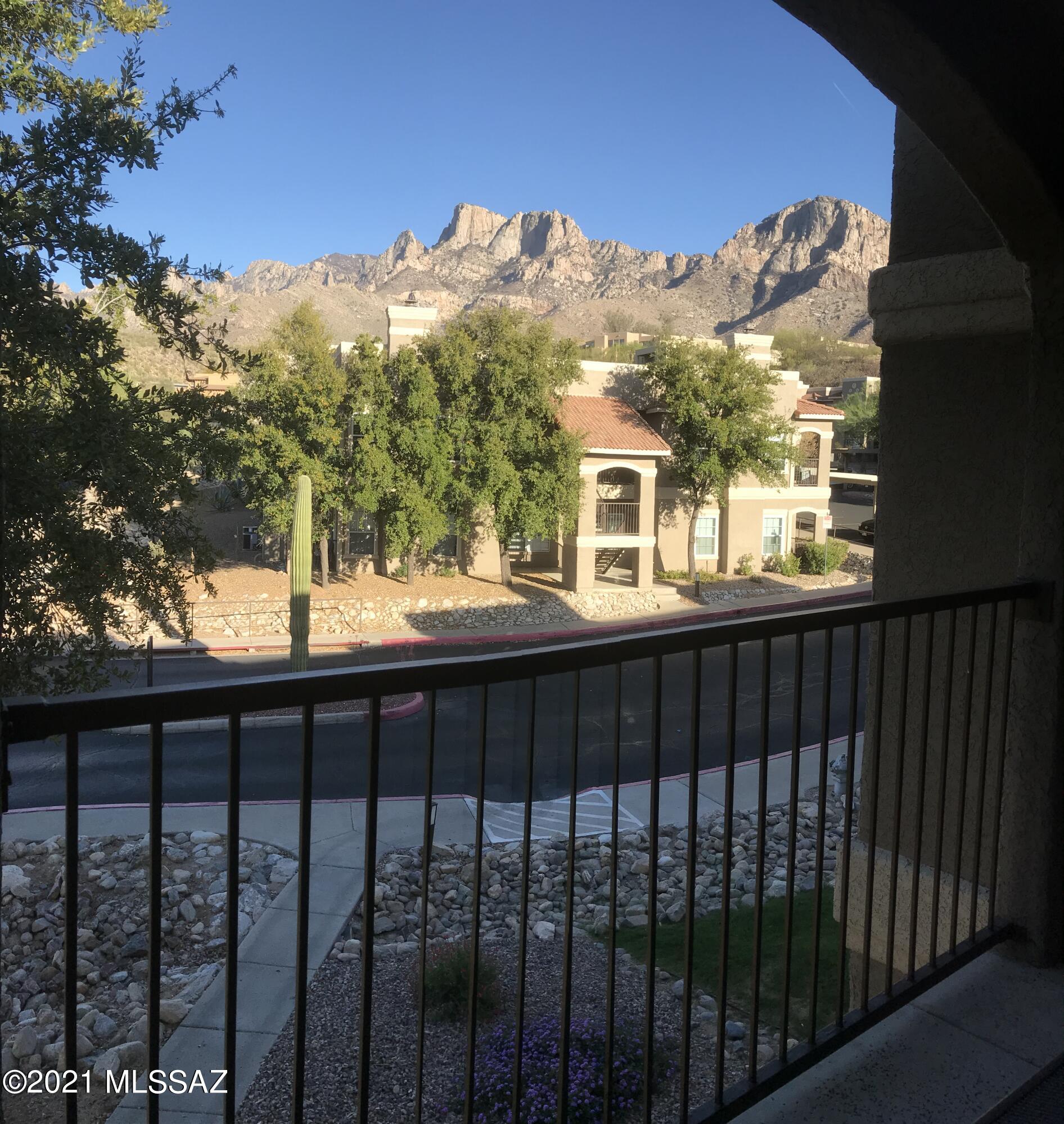 The Boulders at La Reserve Condominiums - Residential
