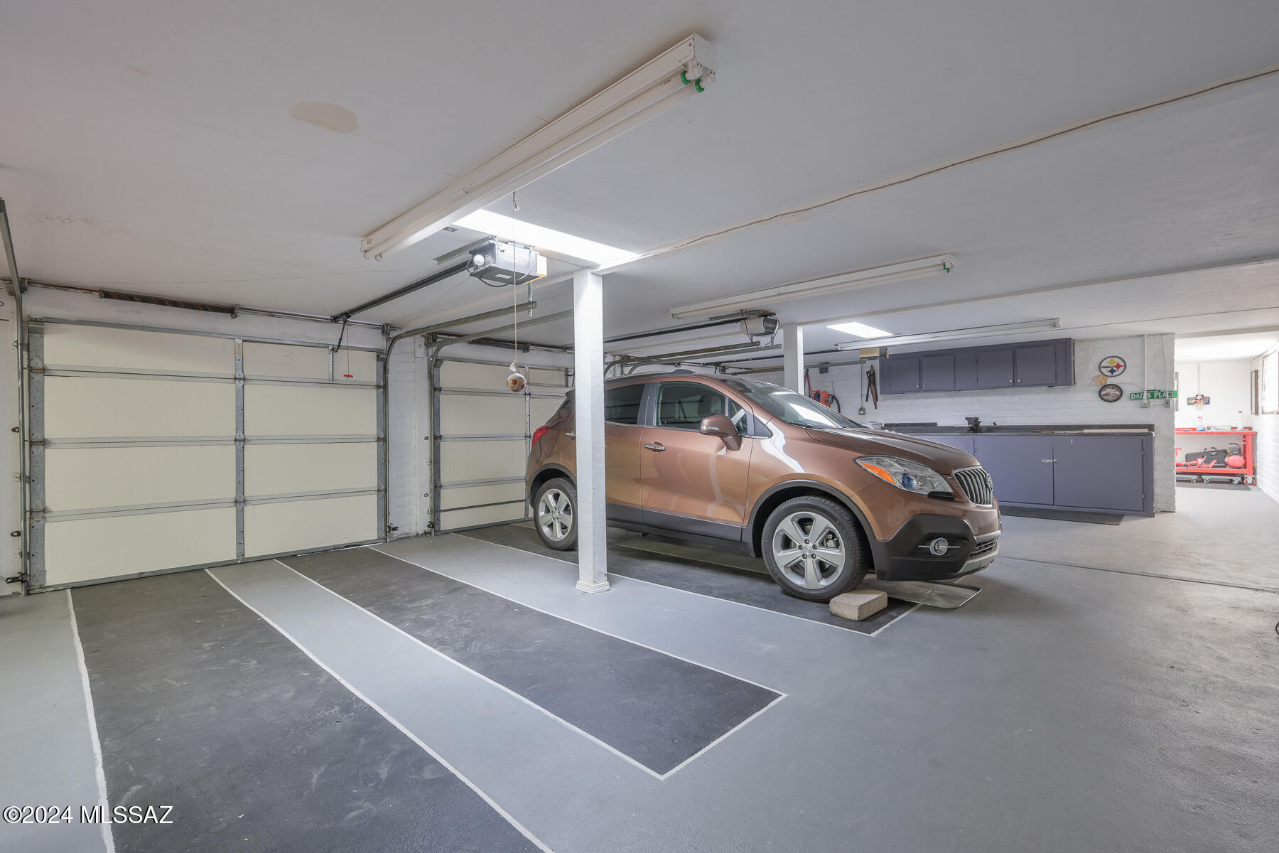 Casas Adobes West (1-220) - Residential