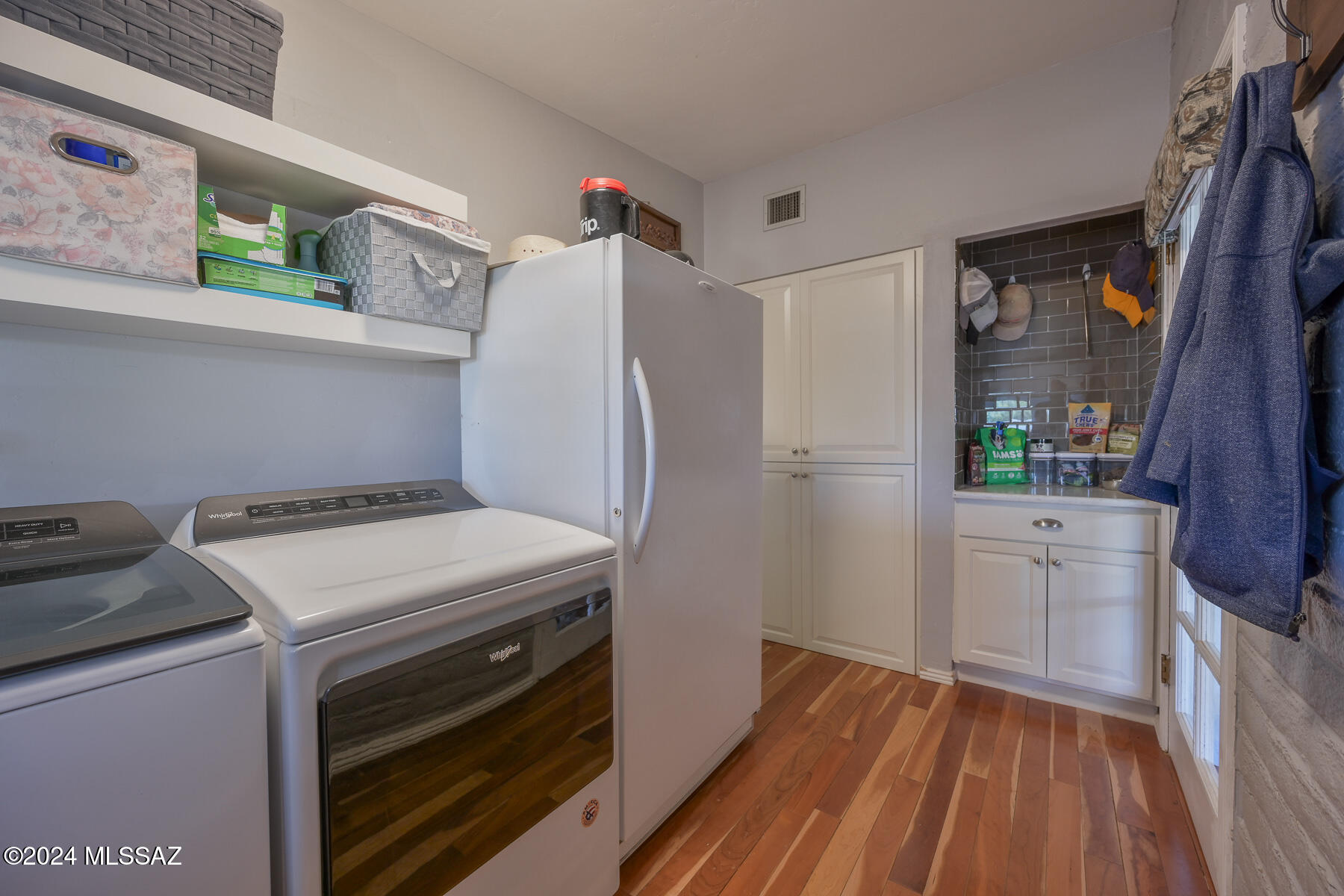 Casas Adobes West (1-220) - Residential