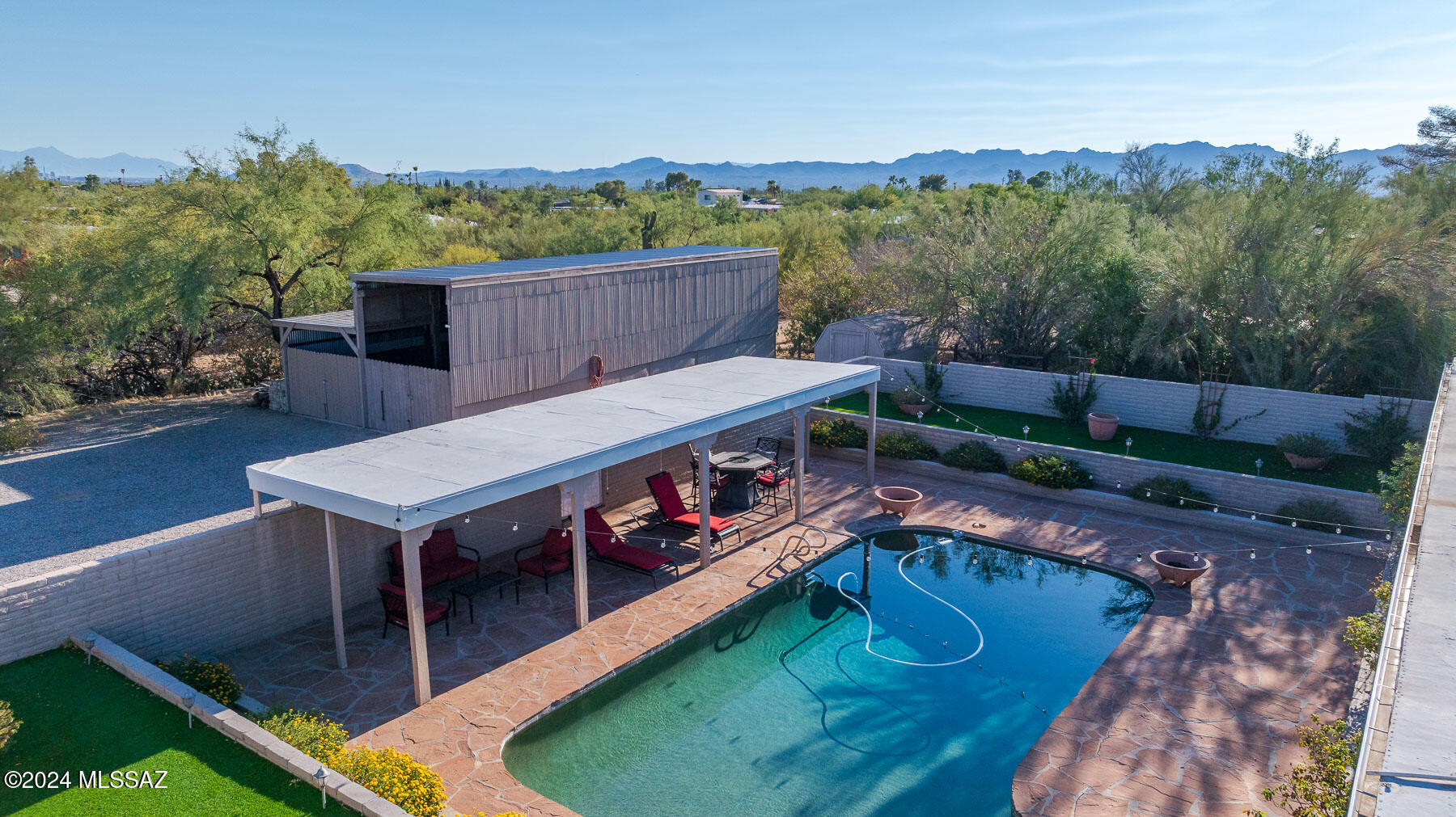 Casas Adobes West (1-220) - Residential