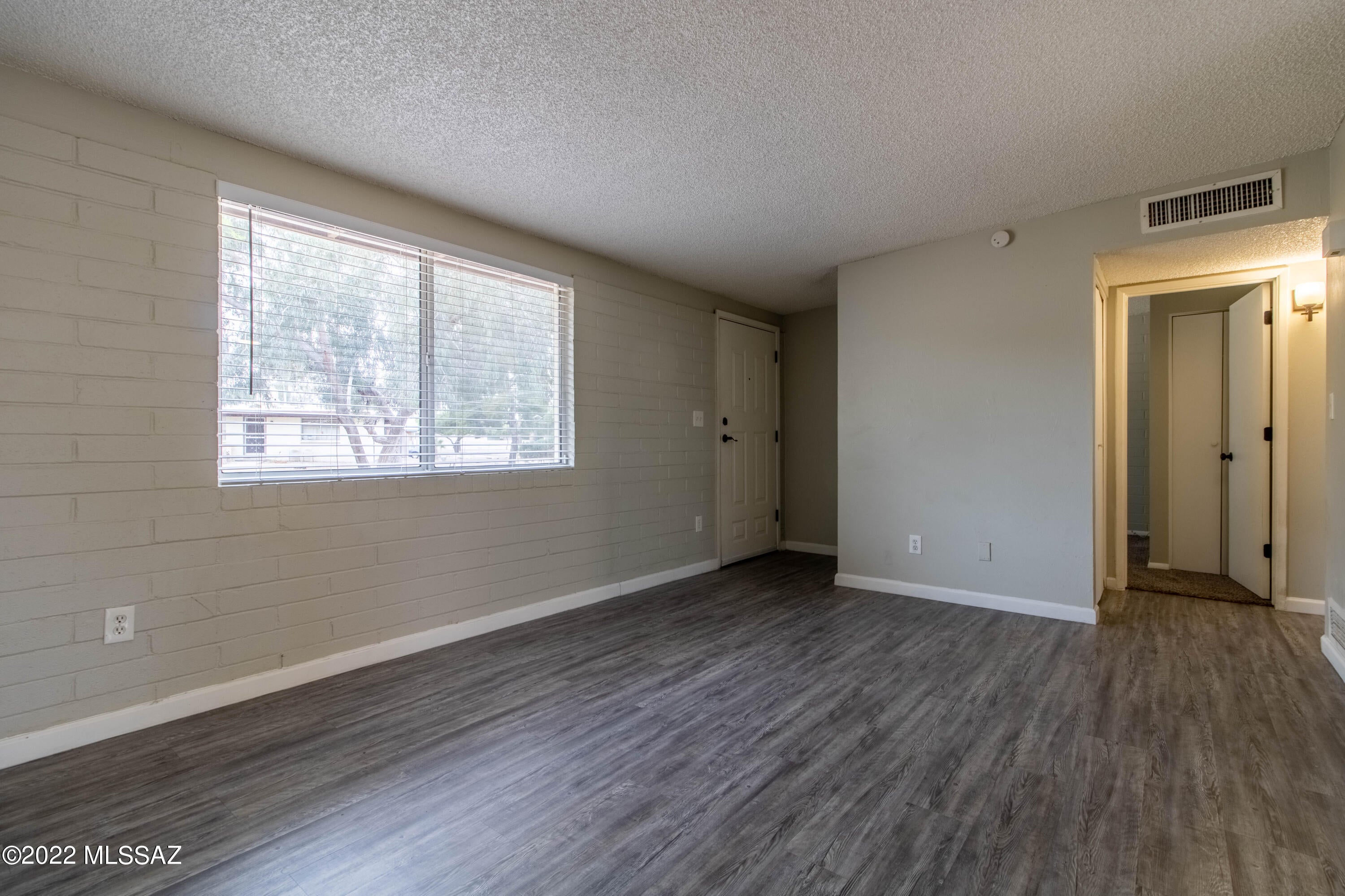 Palm Grove Clusters Resub (16-185) - Residential Lease