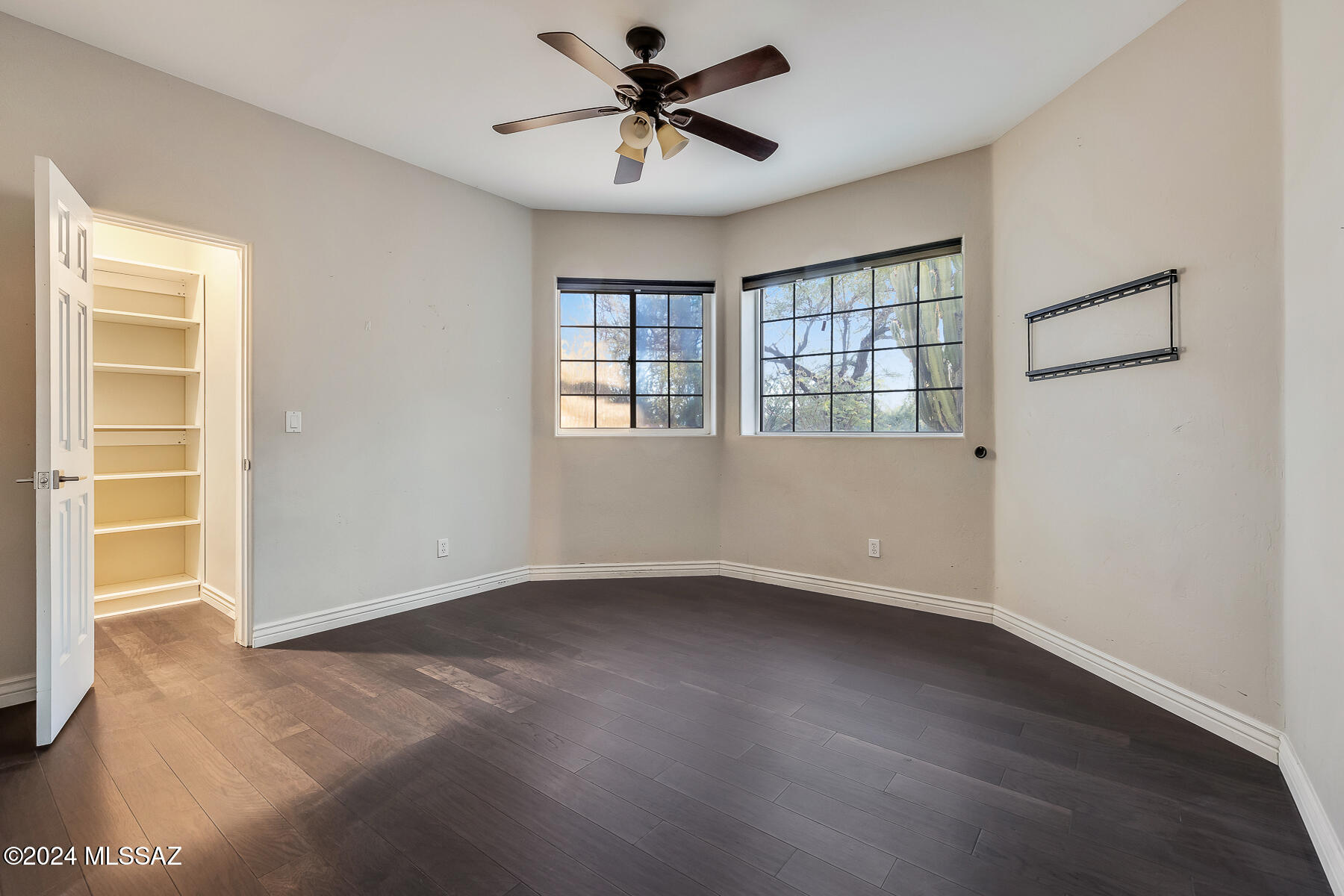 Canada Hills Est Phase ll (42-130) - Residential