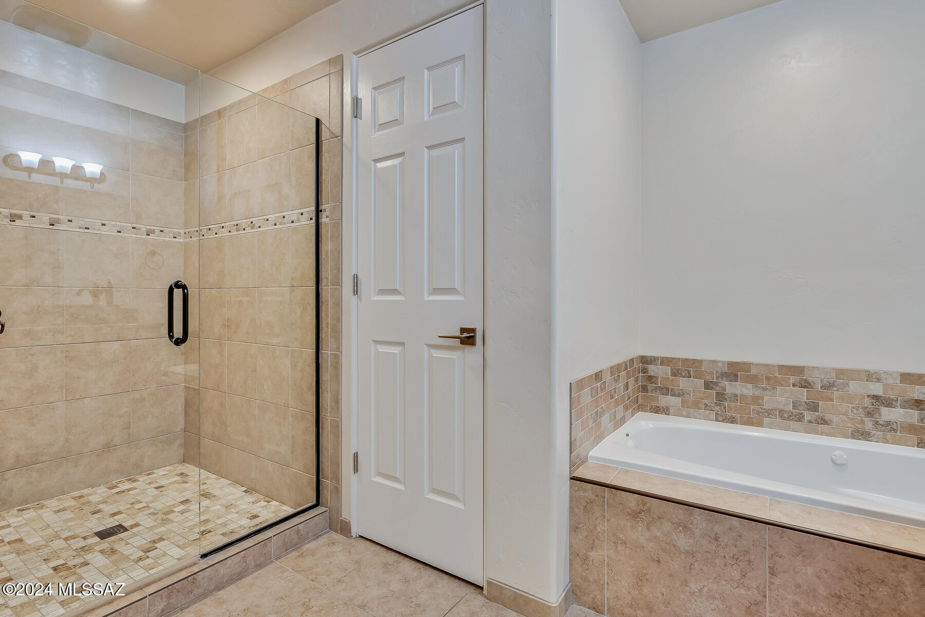 Canada Hills Est Phase ll (42-130) - Residential