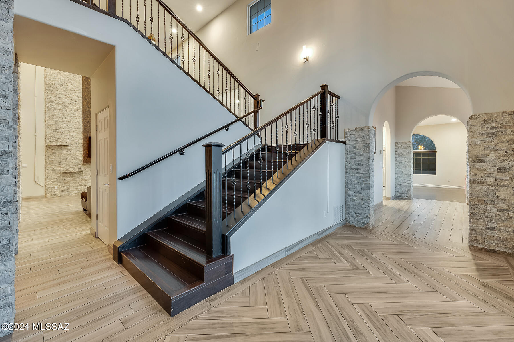 Canada Hills Est Phase ll (42-130) - Residential