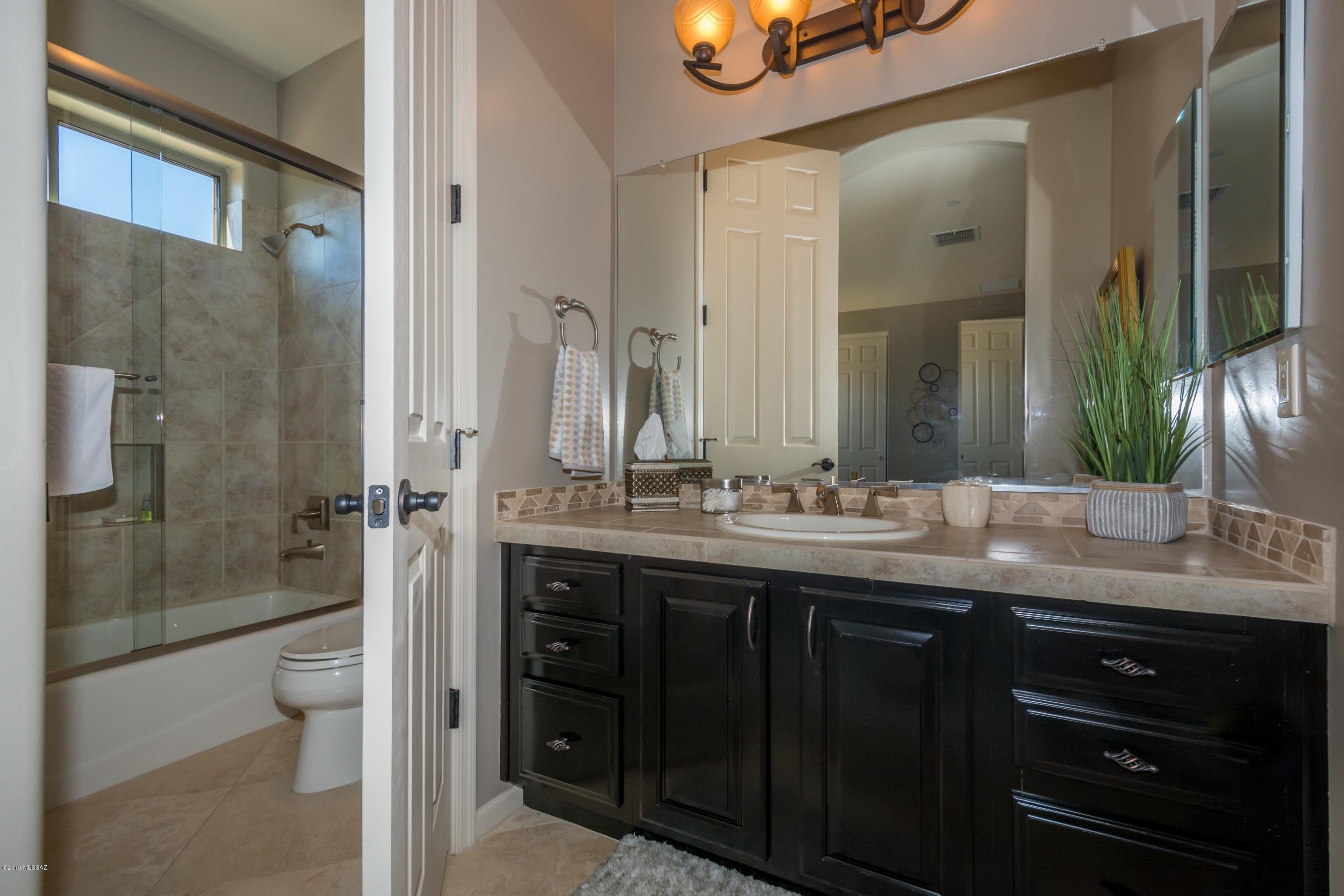 Dos Lagos at Dove Mountain (1-91) - Residential