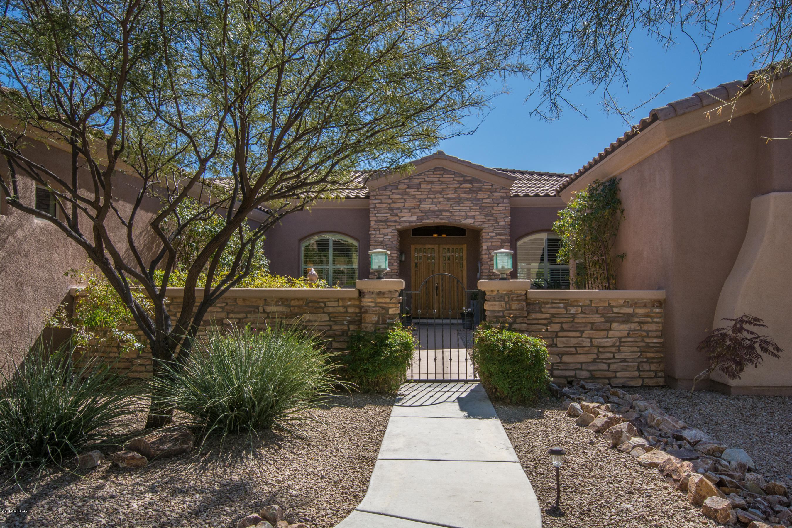 Dos Lagos at Dove Mountain (1-91) - Residential