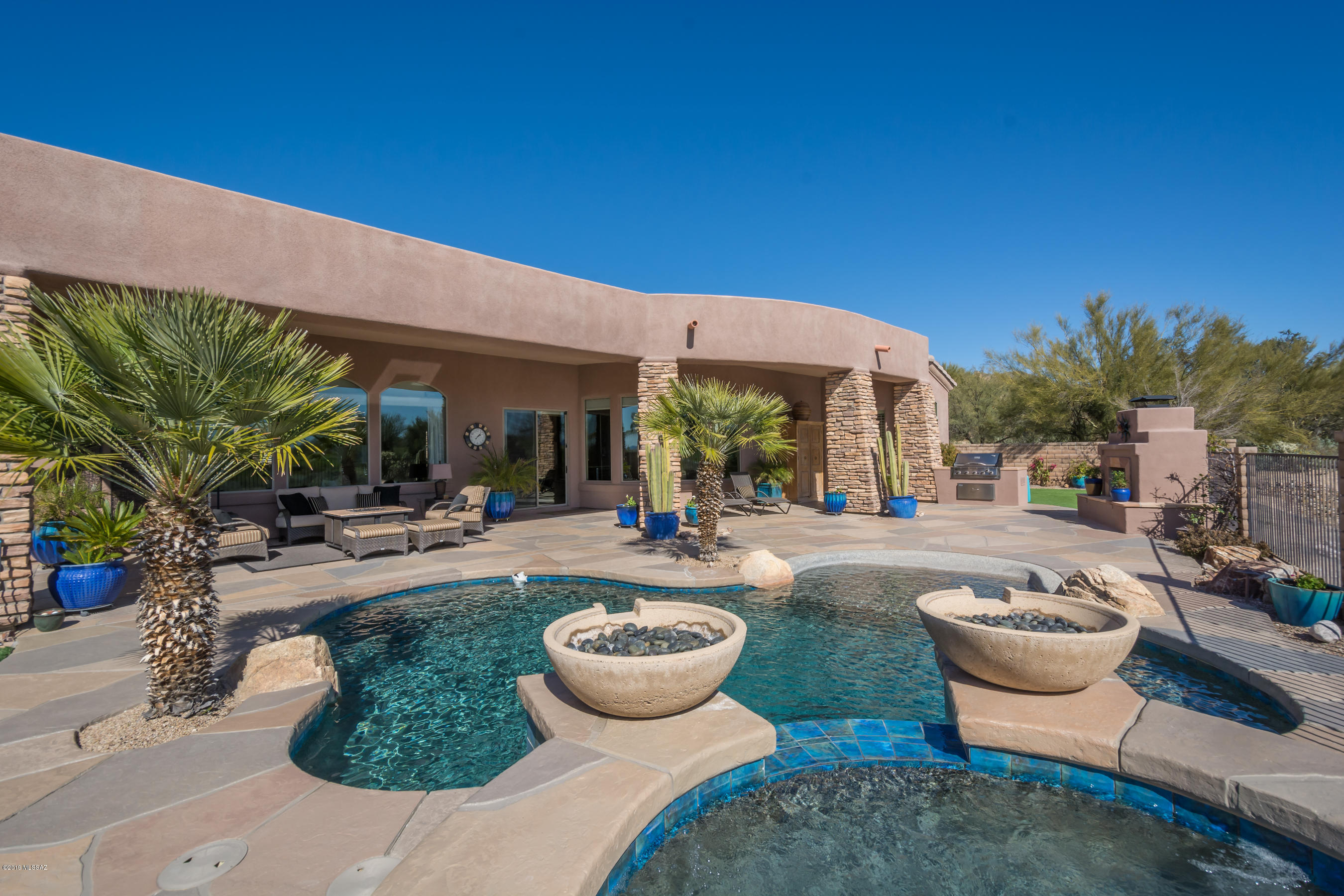 Dos Lagos at Dove Mountain (1-91) - Residential