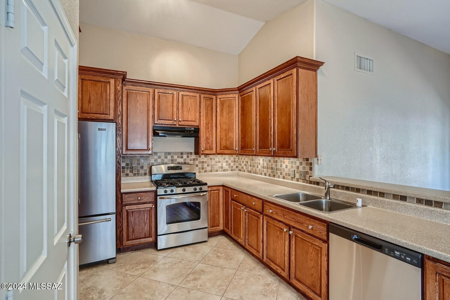 Rancho Vistoso Neighborhood 2 Ph. 2 (84-115, 330-394) - Residential Lease