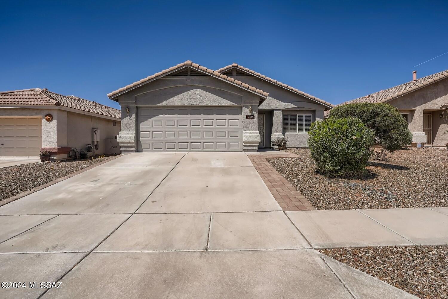 Rancho Vistoso Neighborhood 2 Ph. 2 (84-115, 330-394) - Residential Lease
