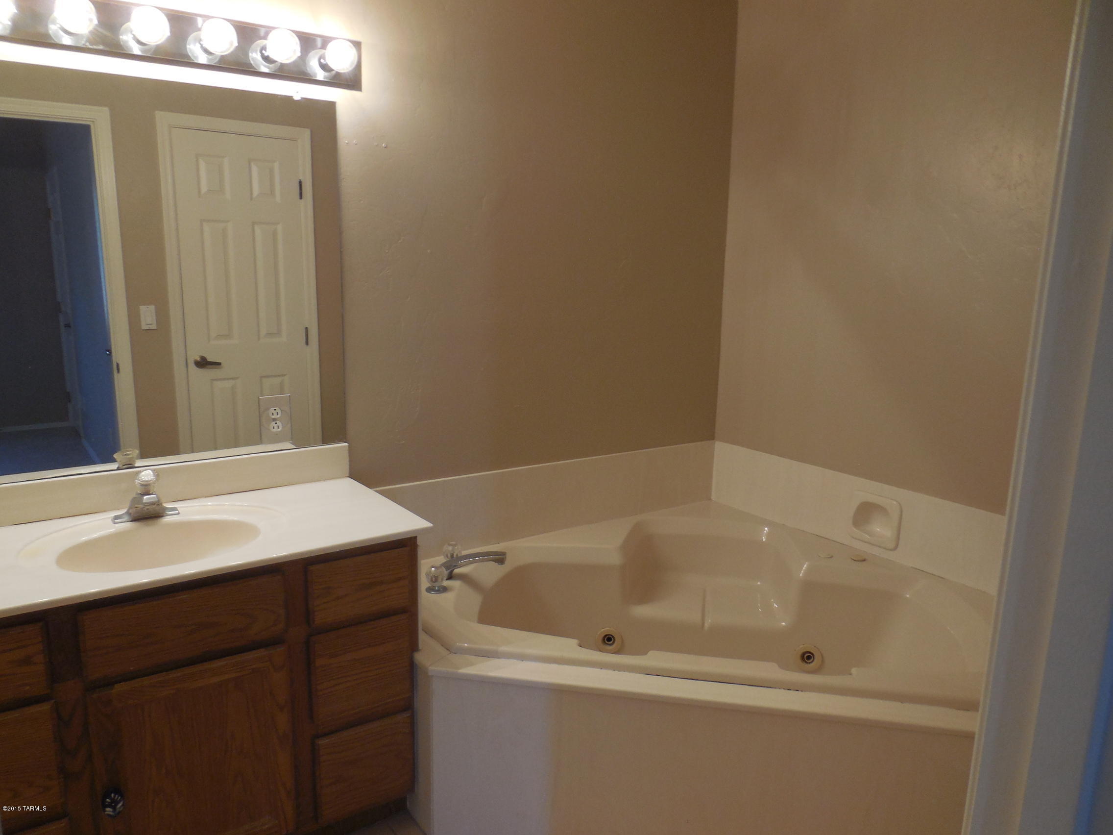 Rancho Eireann (1-20) - Residential