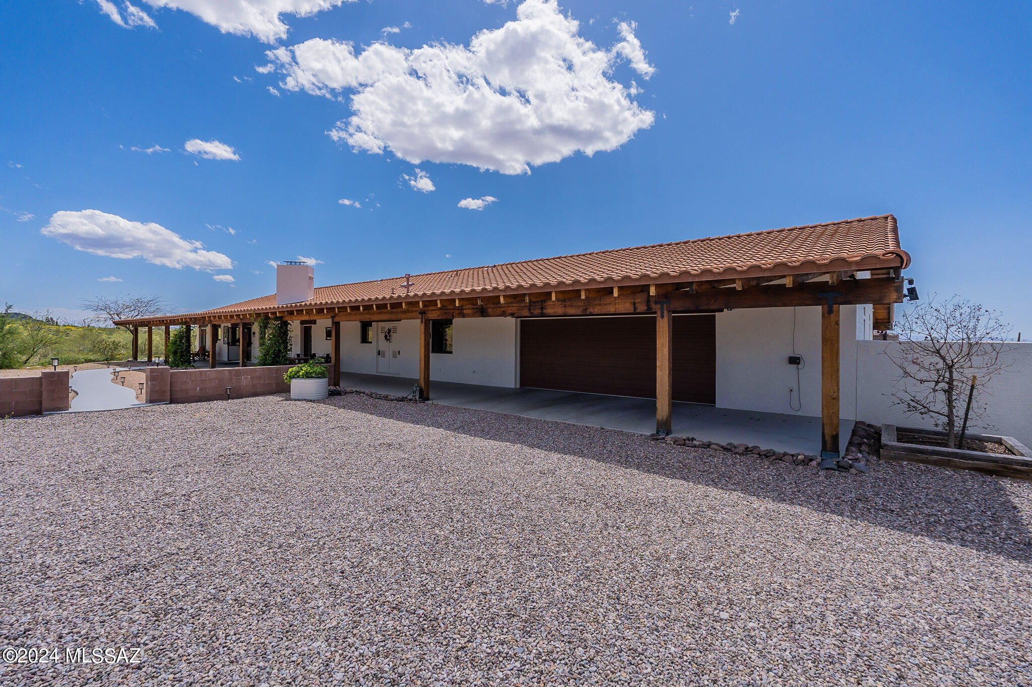 Saguaro Shadows (1-24) - Residential