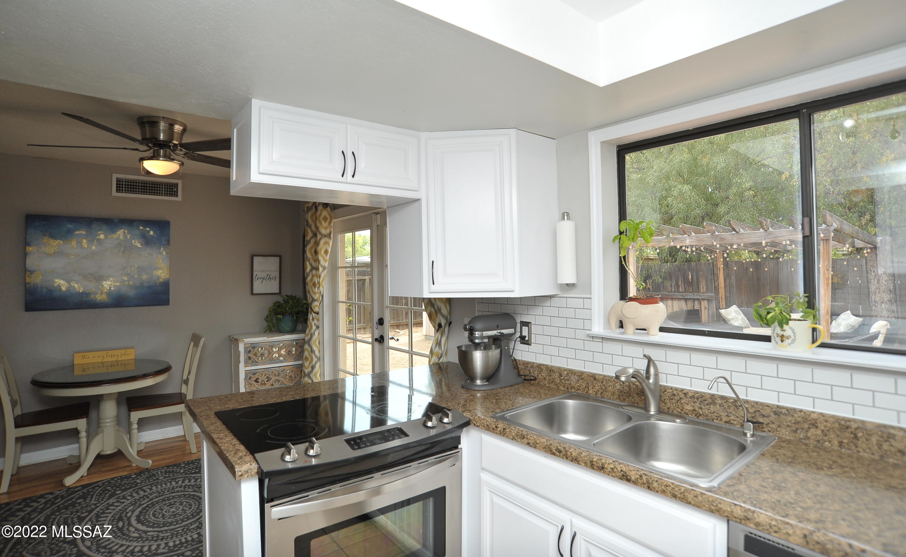 Fort Mesquite Condos (1-16) - Residential