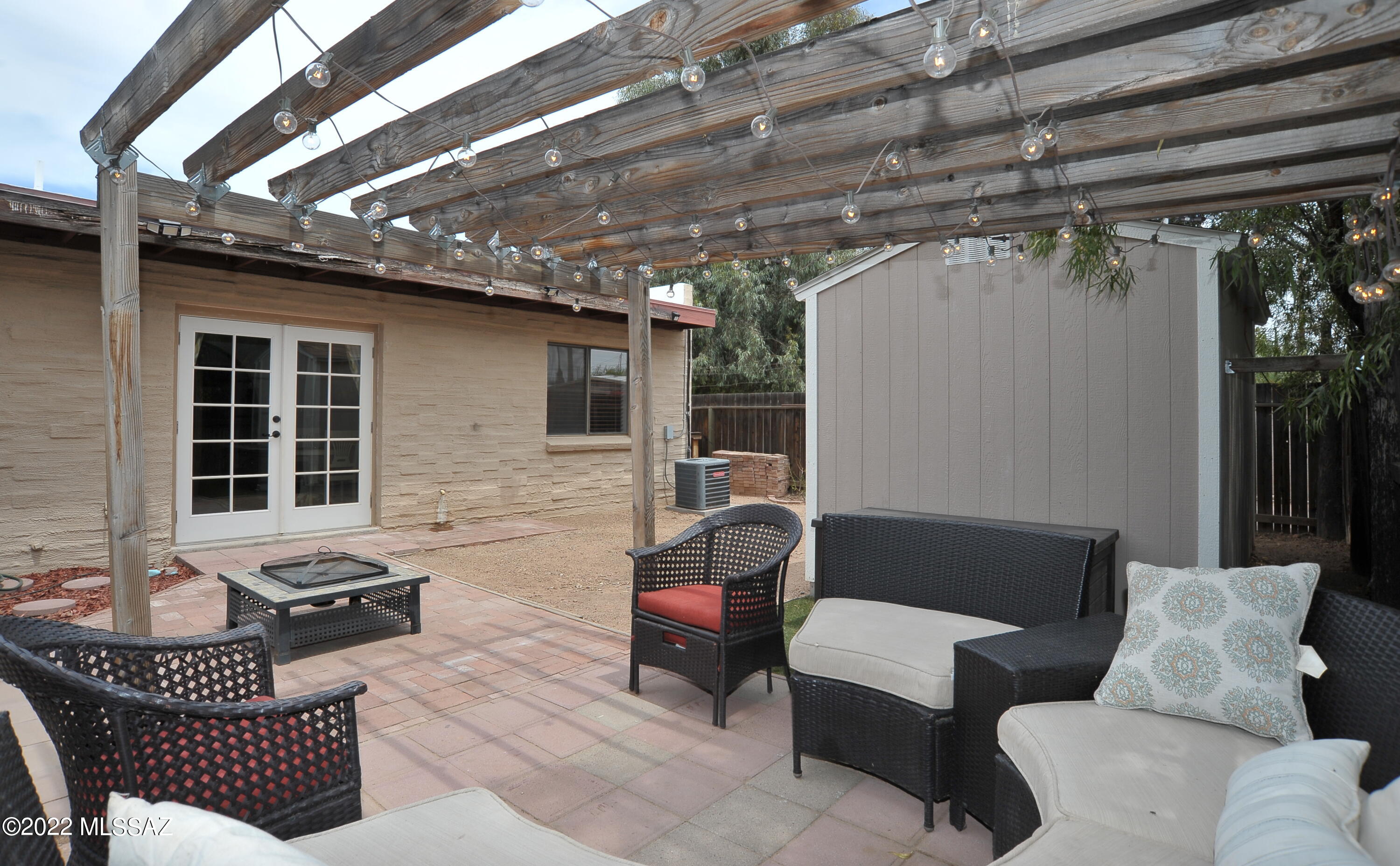 Fort Mesquite Condos (1-16) - Residential
