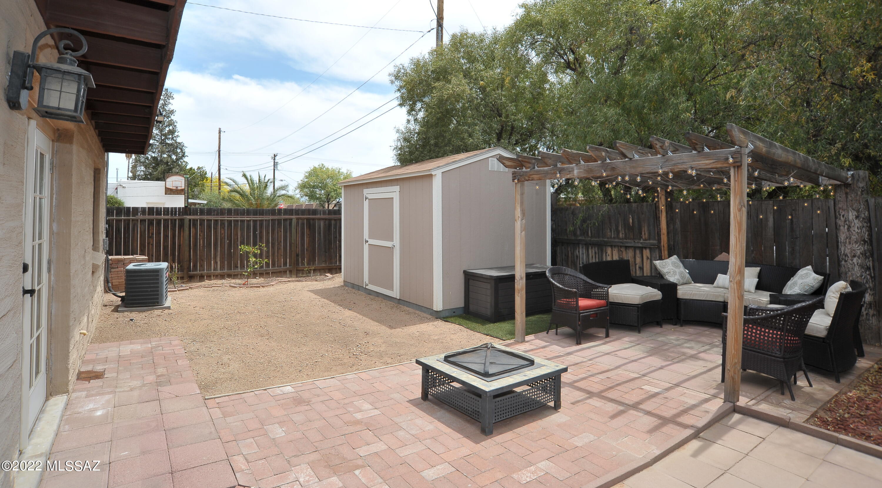 Fort Mesquite Condos (1-16) - Residential
