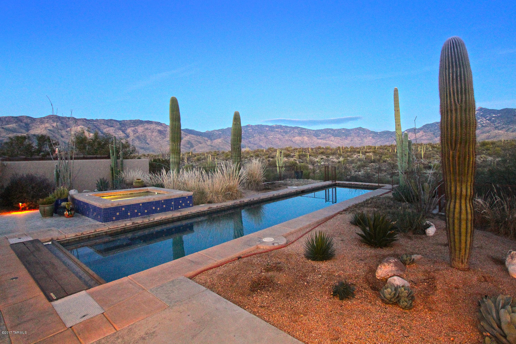 Coyote Creek (1-395) - Residential