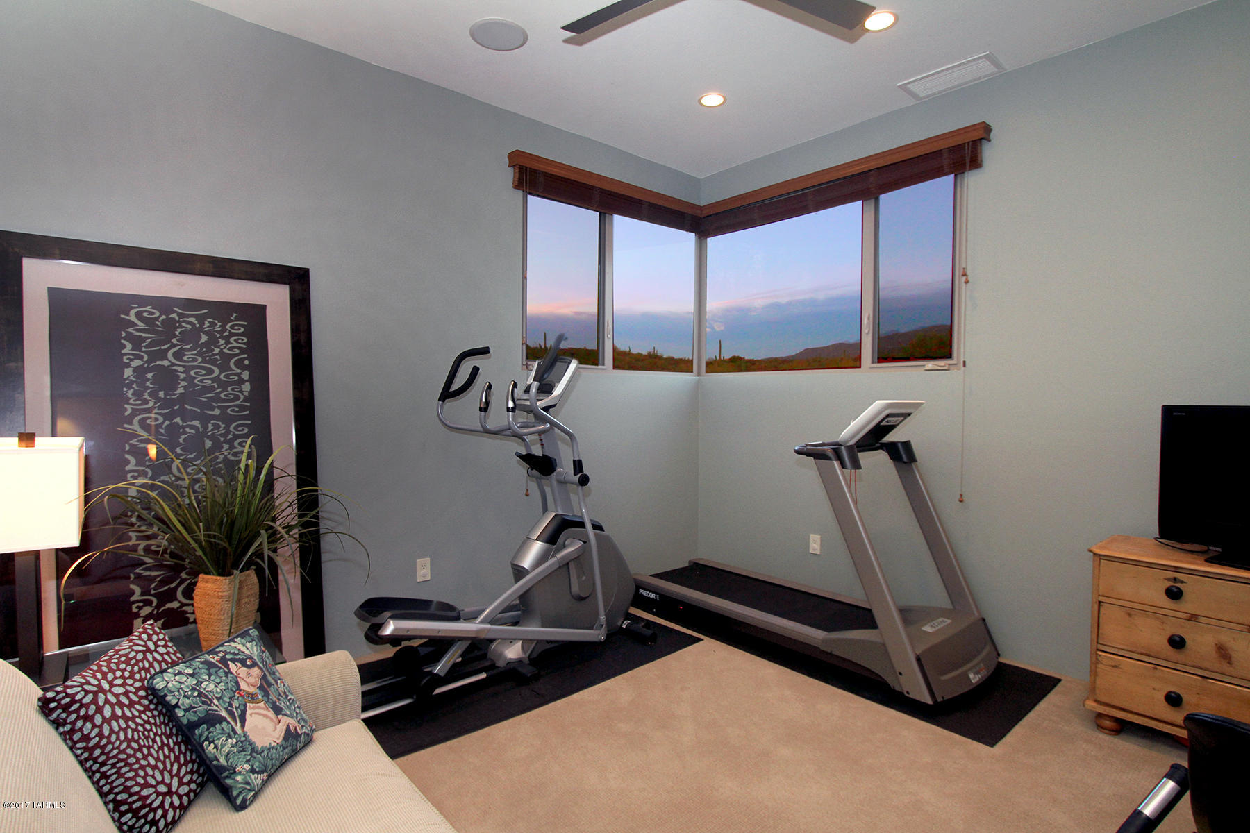 Coyote Creek (1-395) - Residential