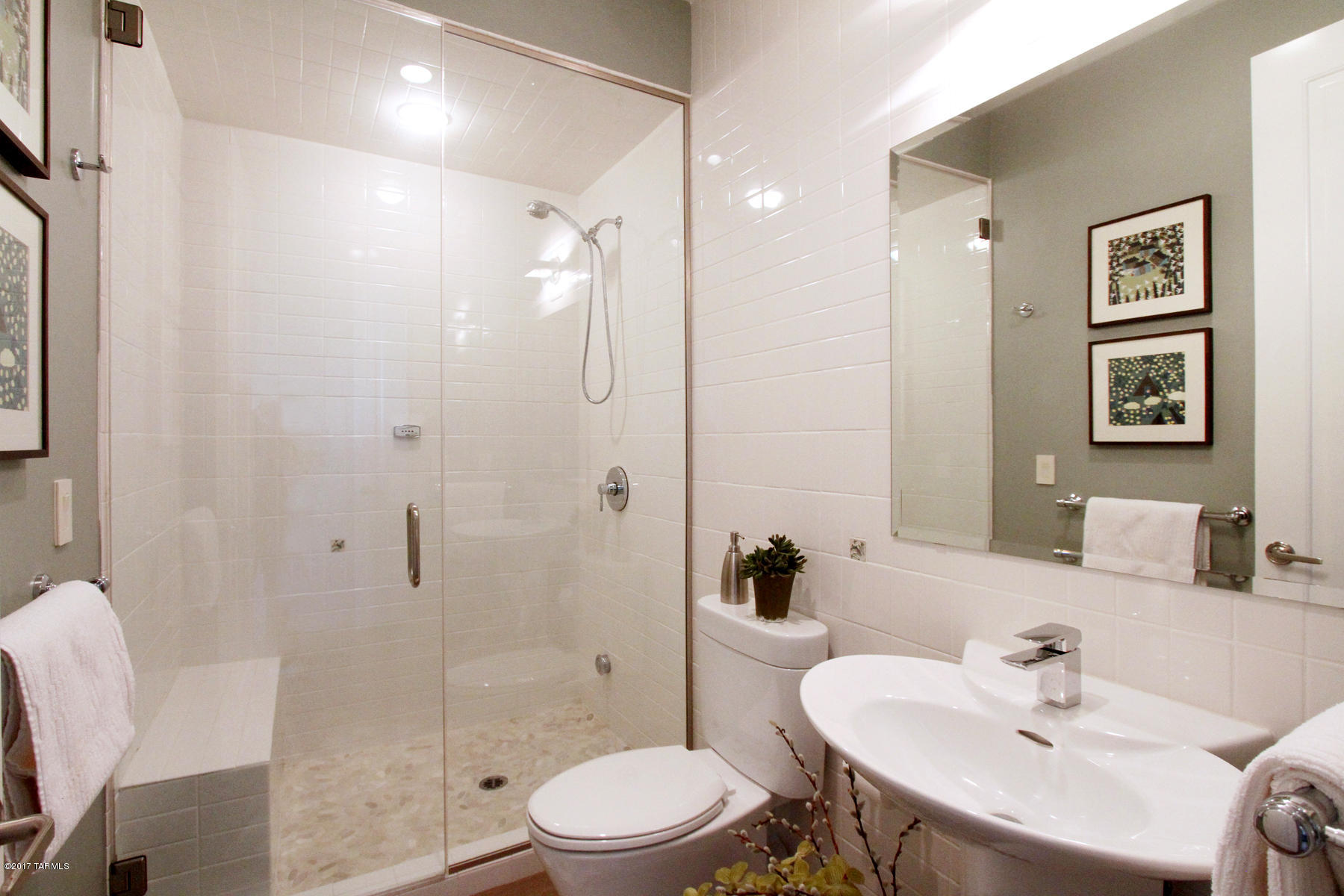 Coyote Creek (1-395) - Residential