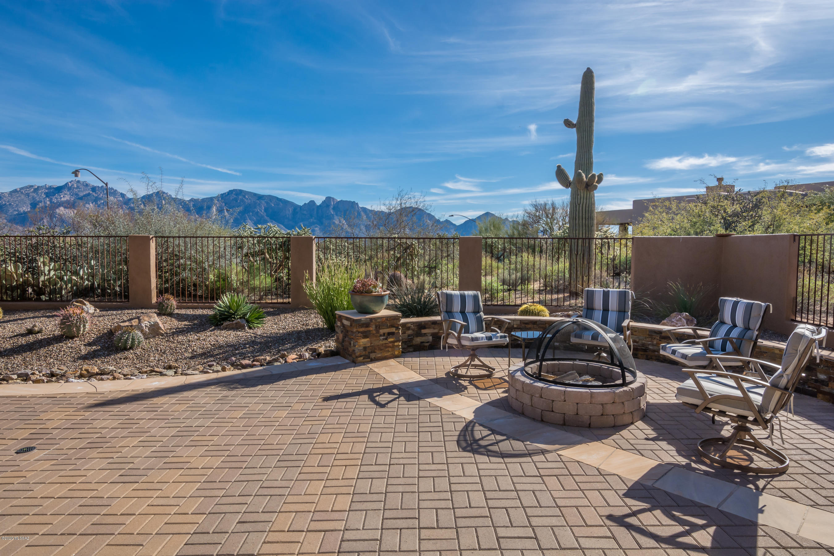 Honey Bee Ridge(The Estates At) - Residential