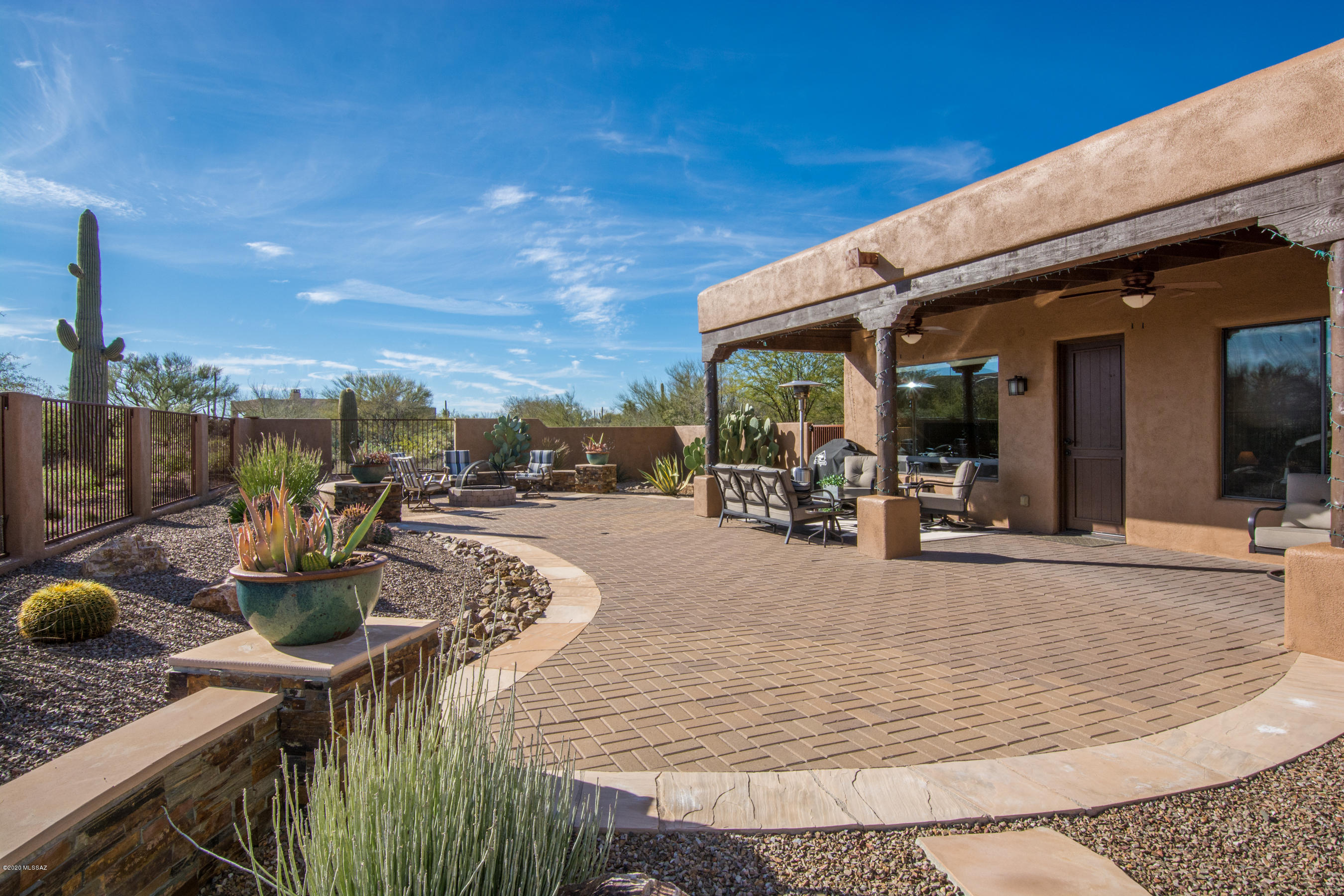 Honey Bee Ridge(The Estates At) - Residential