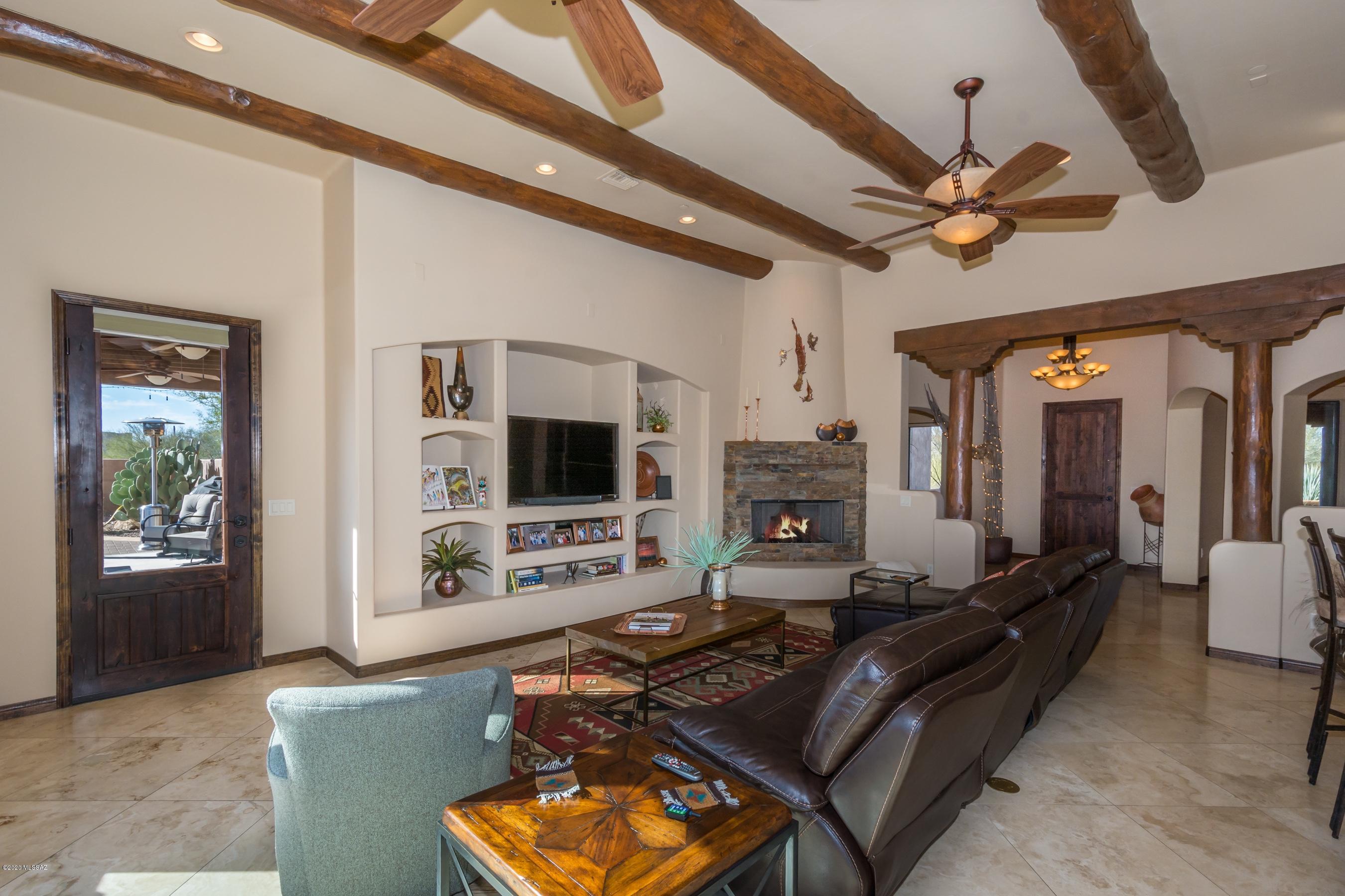 Honey Bee Ridge(The Estates At) - Residential