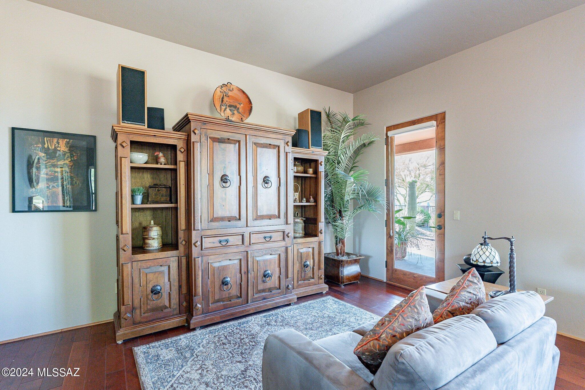 Tucson National Est - Residential