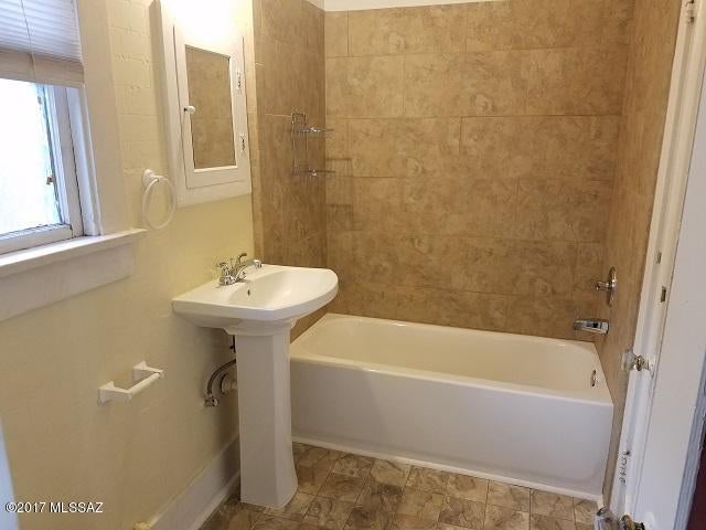 N/A - Residential Lease