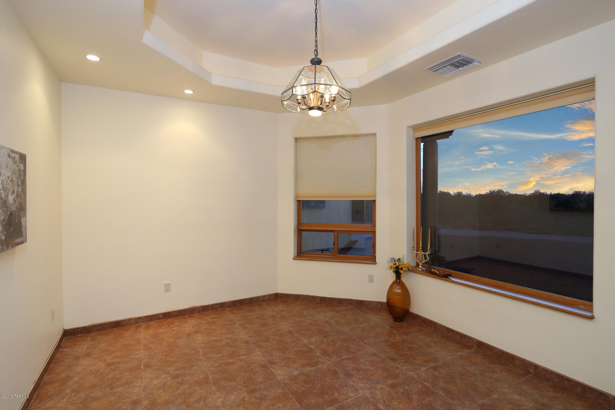 La Cholla Airpark - Residential