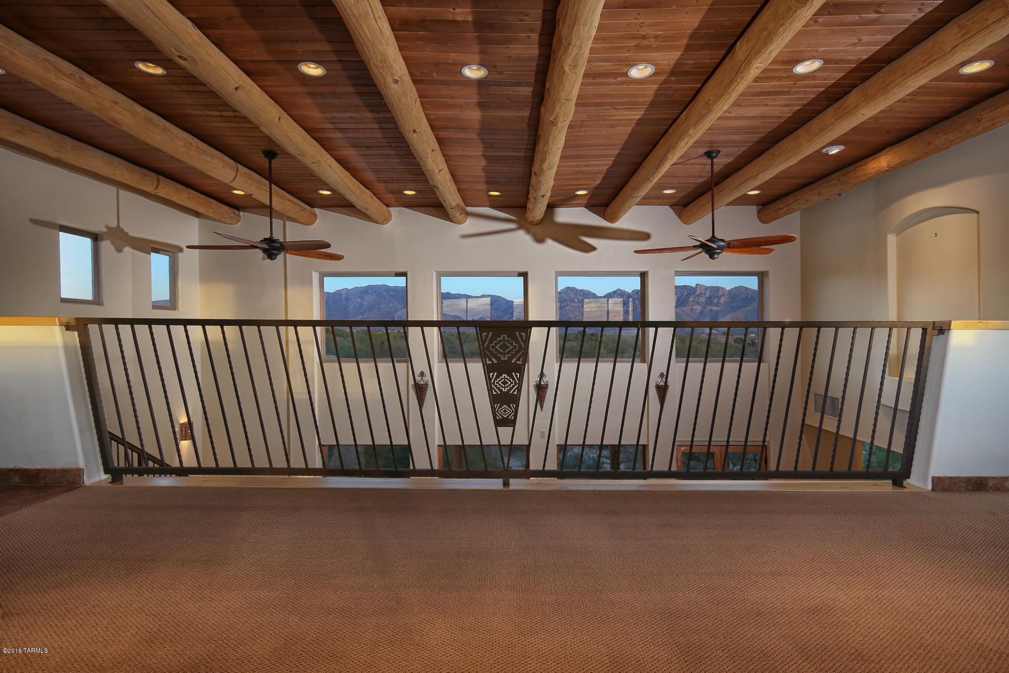 La Cholla Airpark - Residential