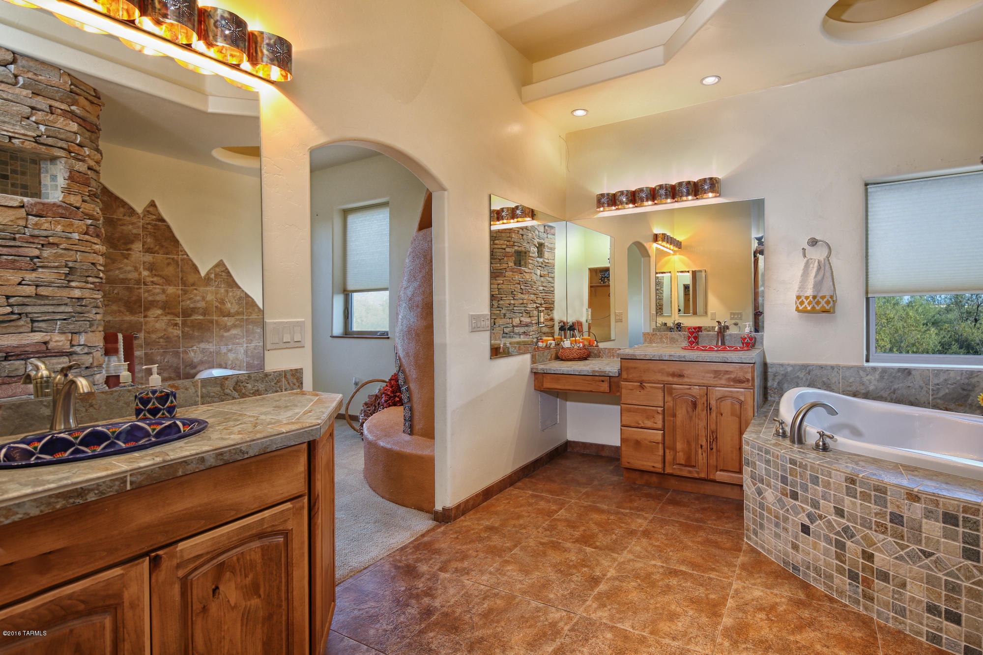 La Cholla Airpark - Residential