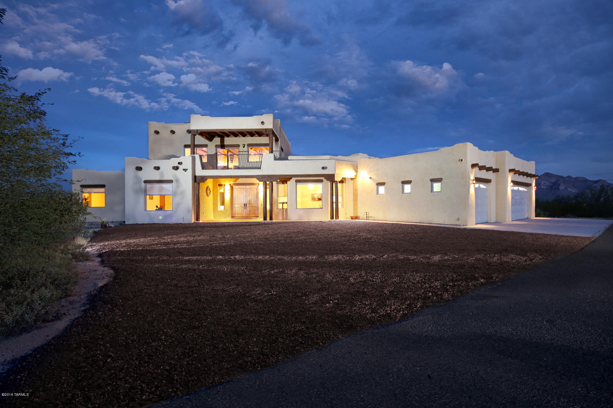 La Cholla Airpark - Residential