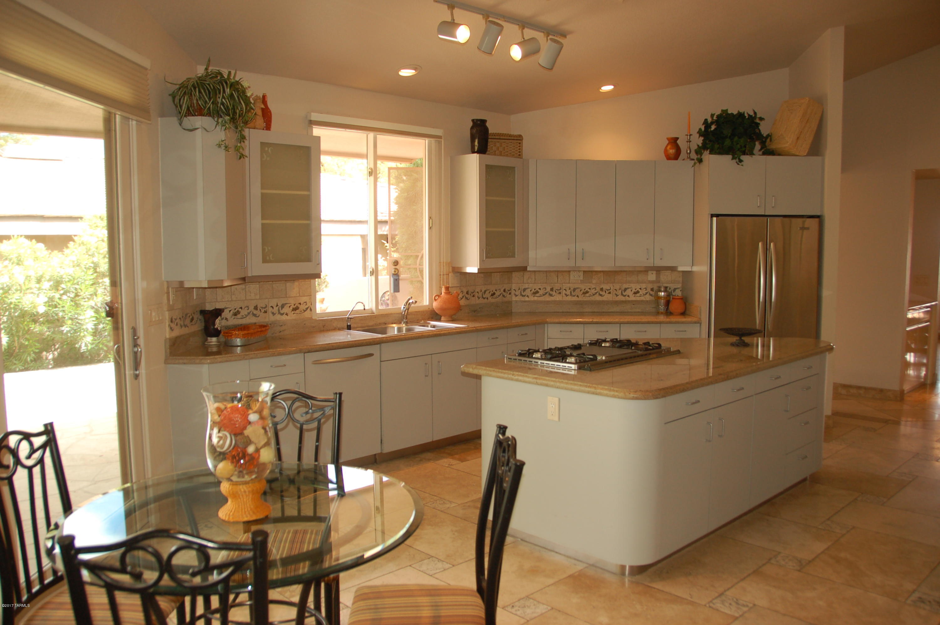 Finisterra II (211-302) - Residential