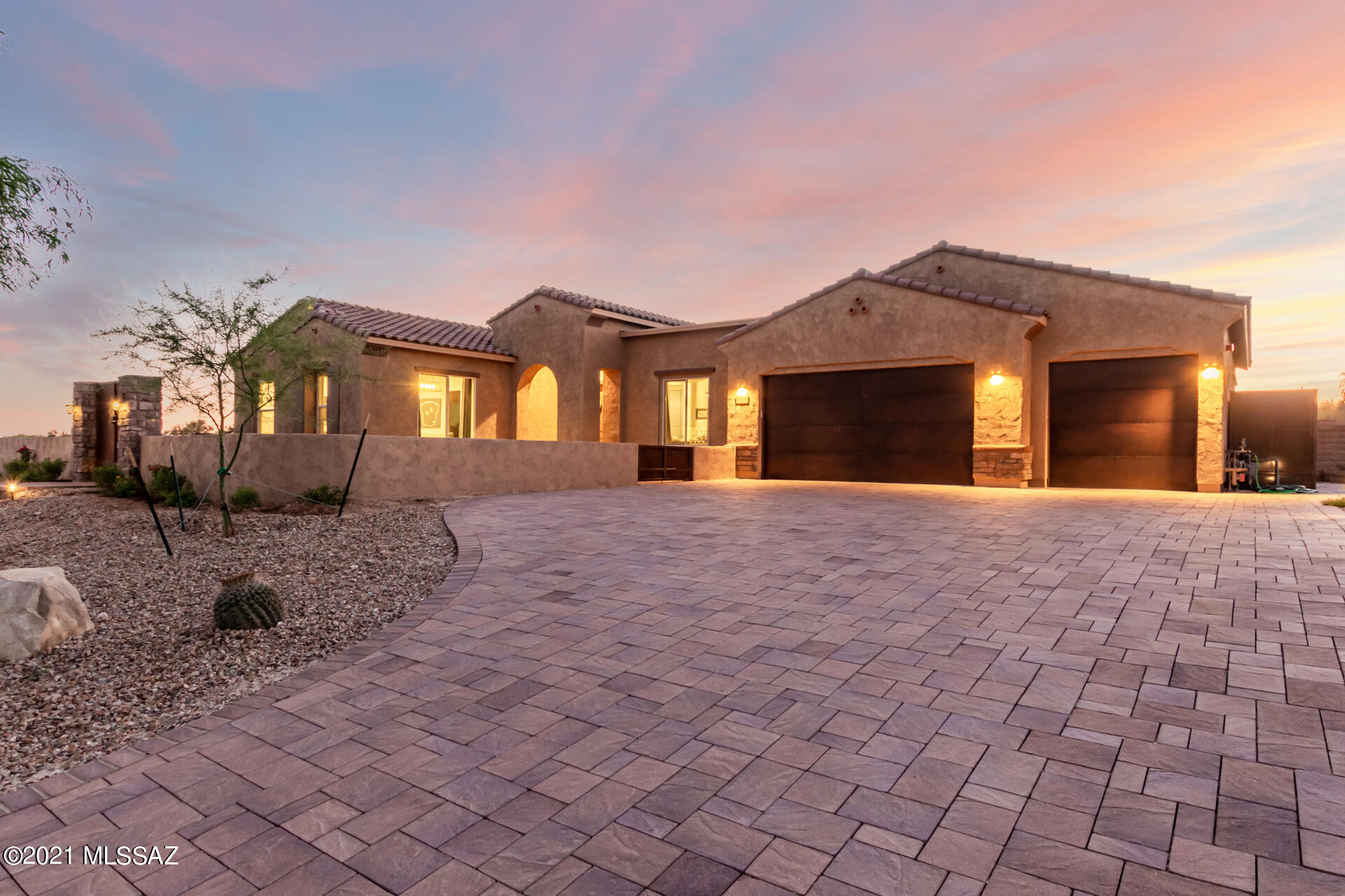 Sanctuary At Silverhawke - Residential