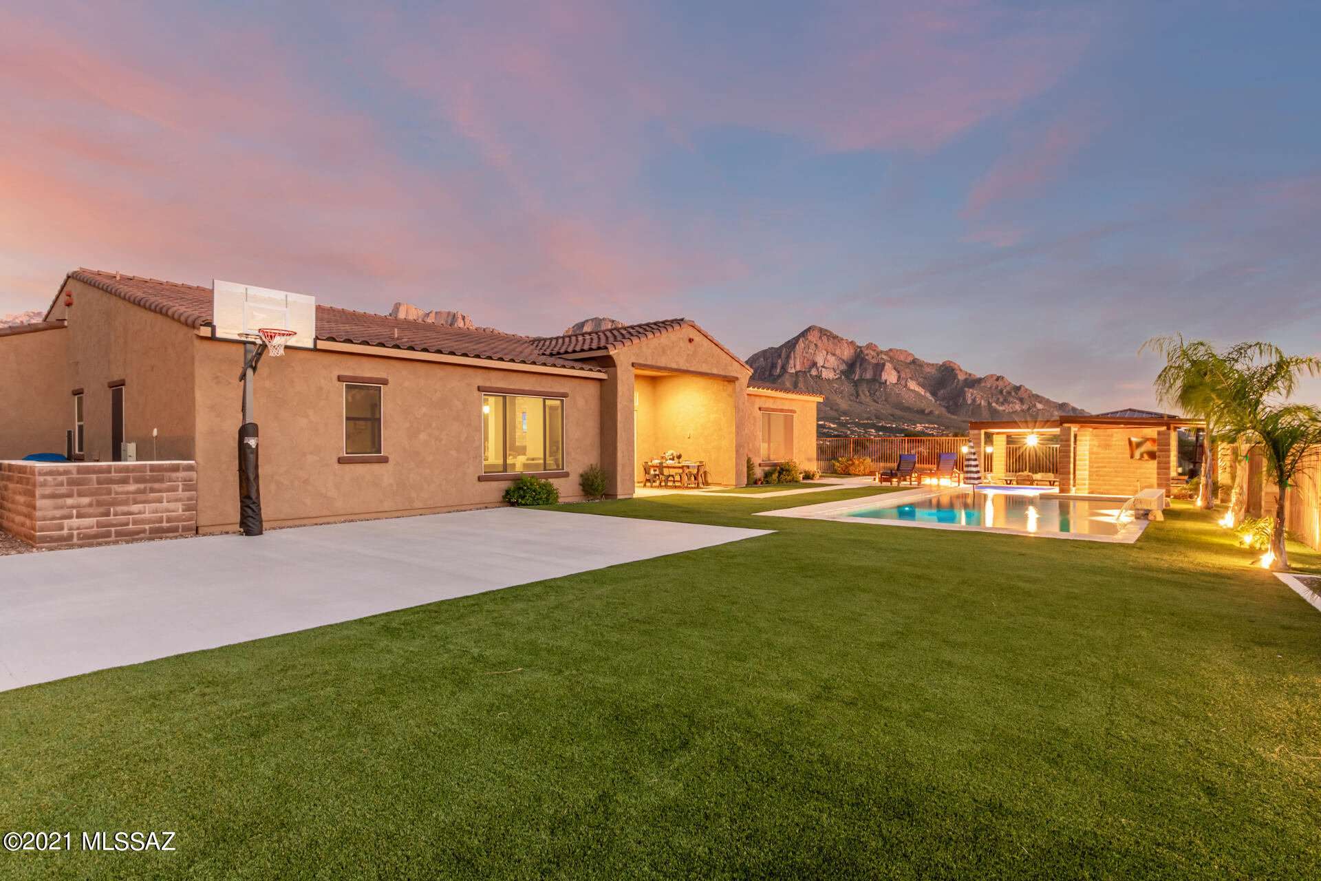 Sanctuary At Silverhawke - Residential